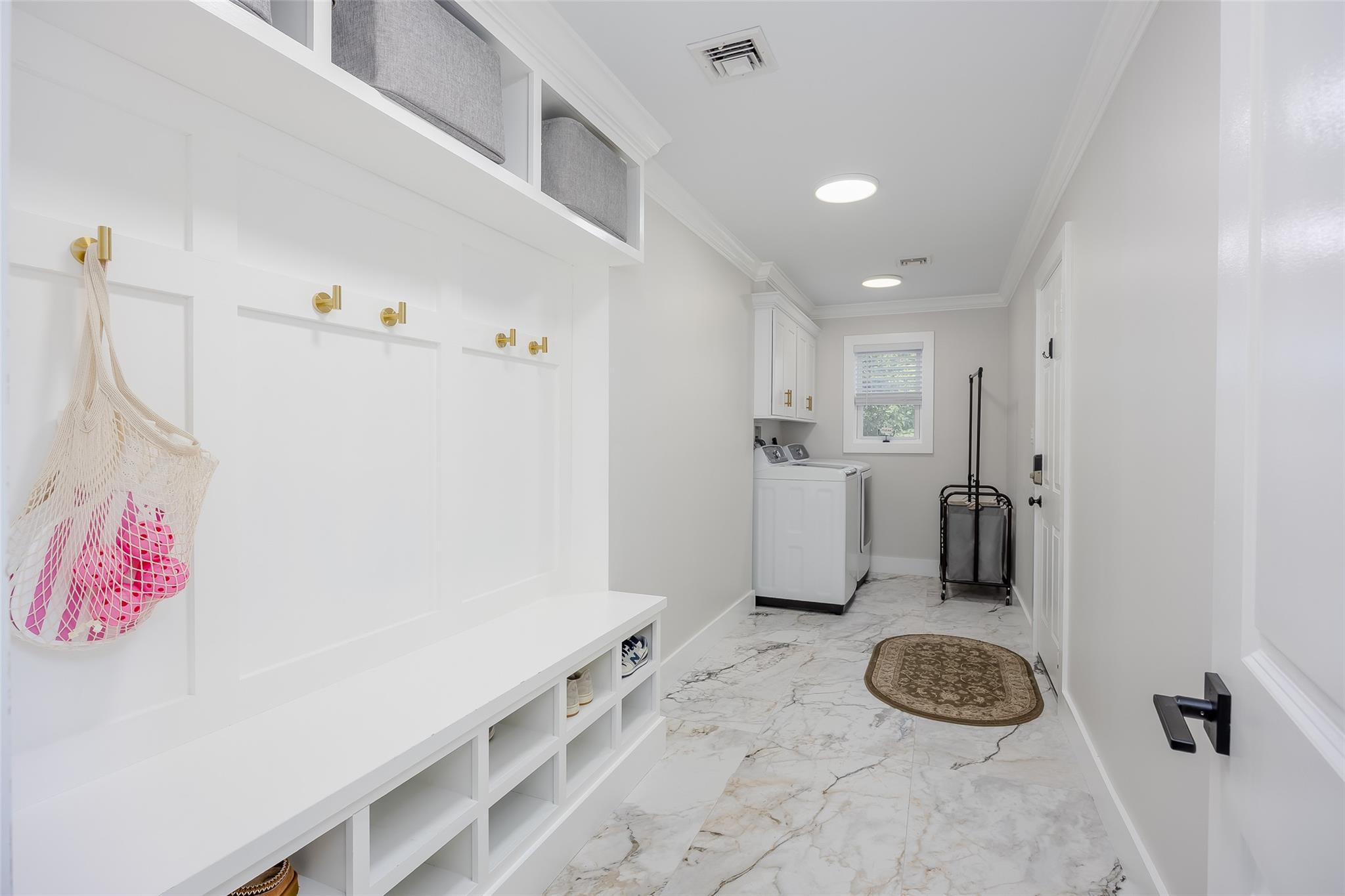 7 Long View Drive, Wading River, NY 11792