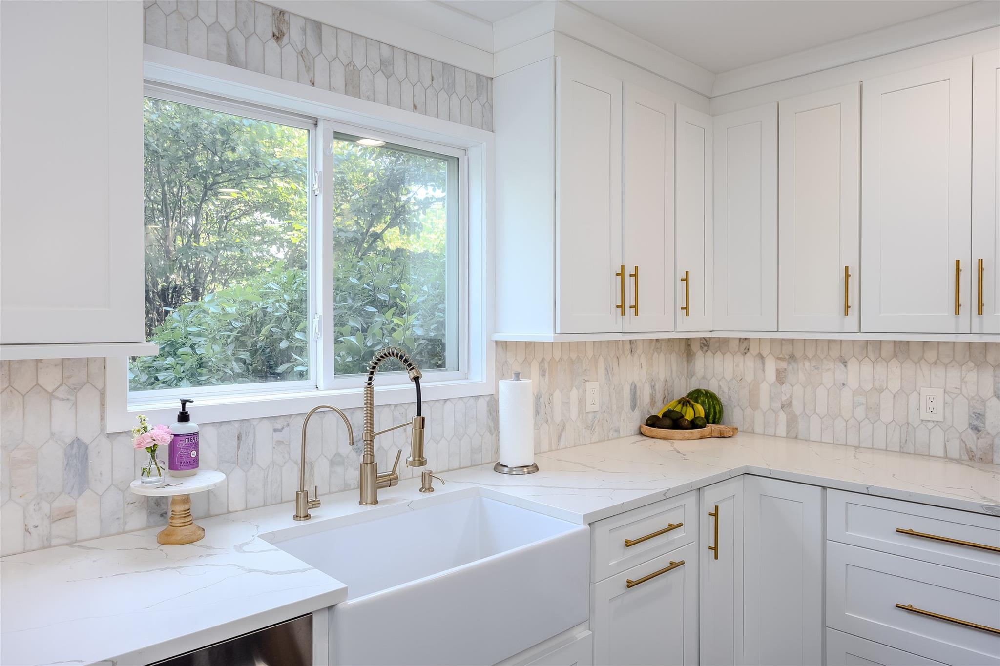 7 Long View Drive, Wading River, NY 11792