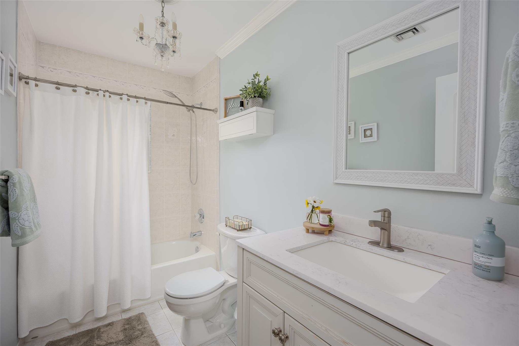 7 Long View Drive, Wading River, NY 11792