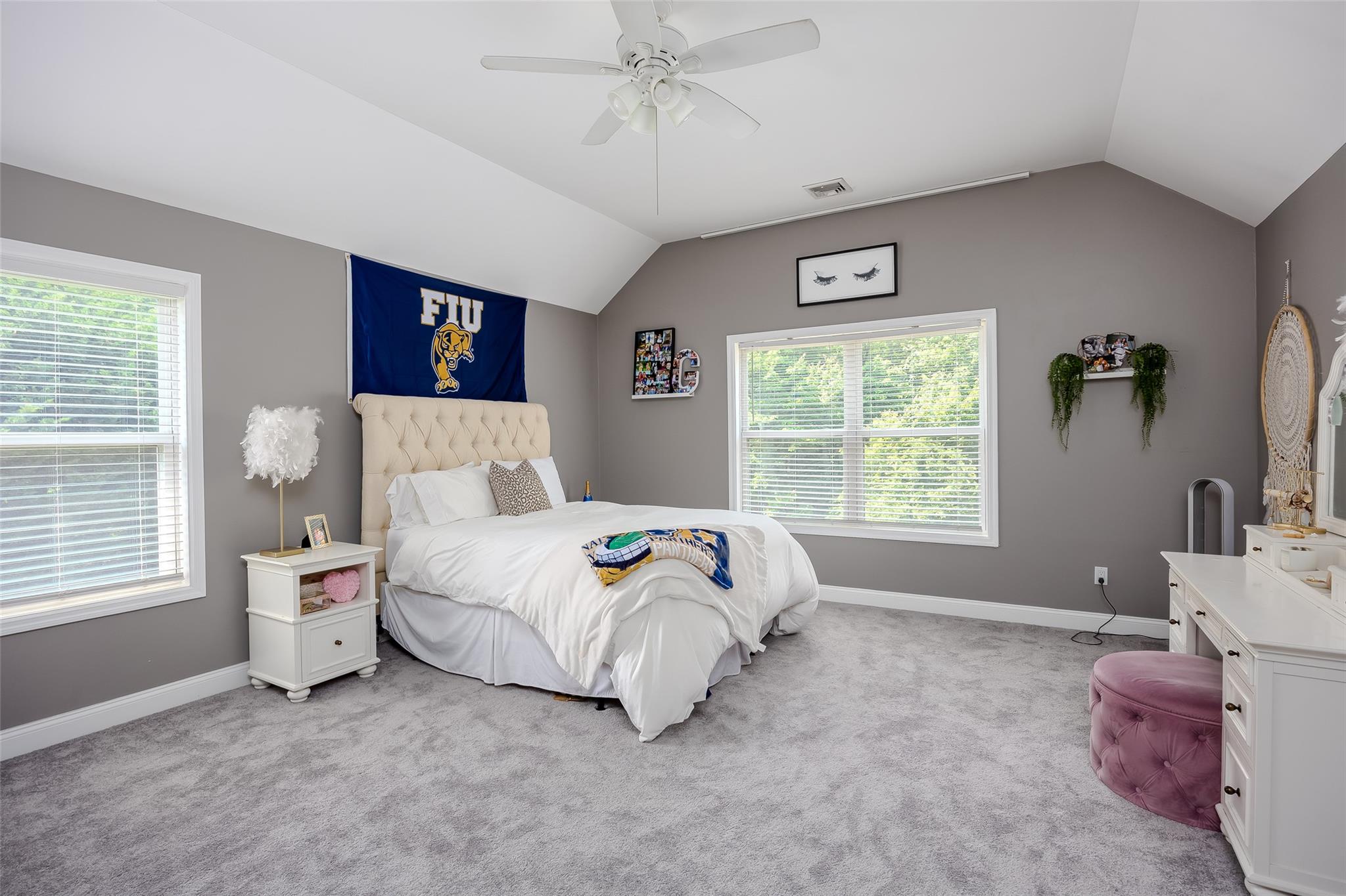 7 Long View Drive, Wading River, NY 11792