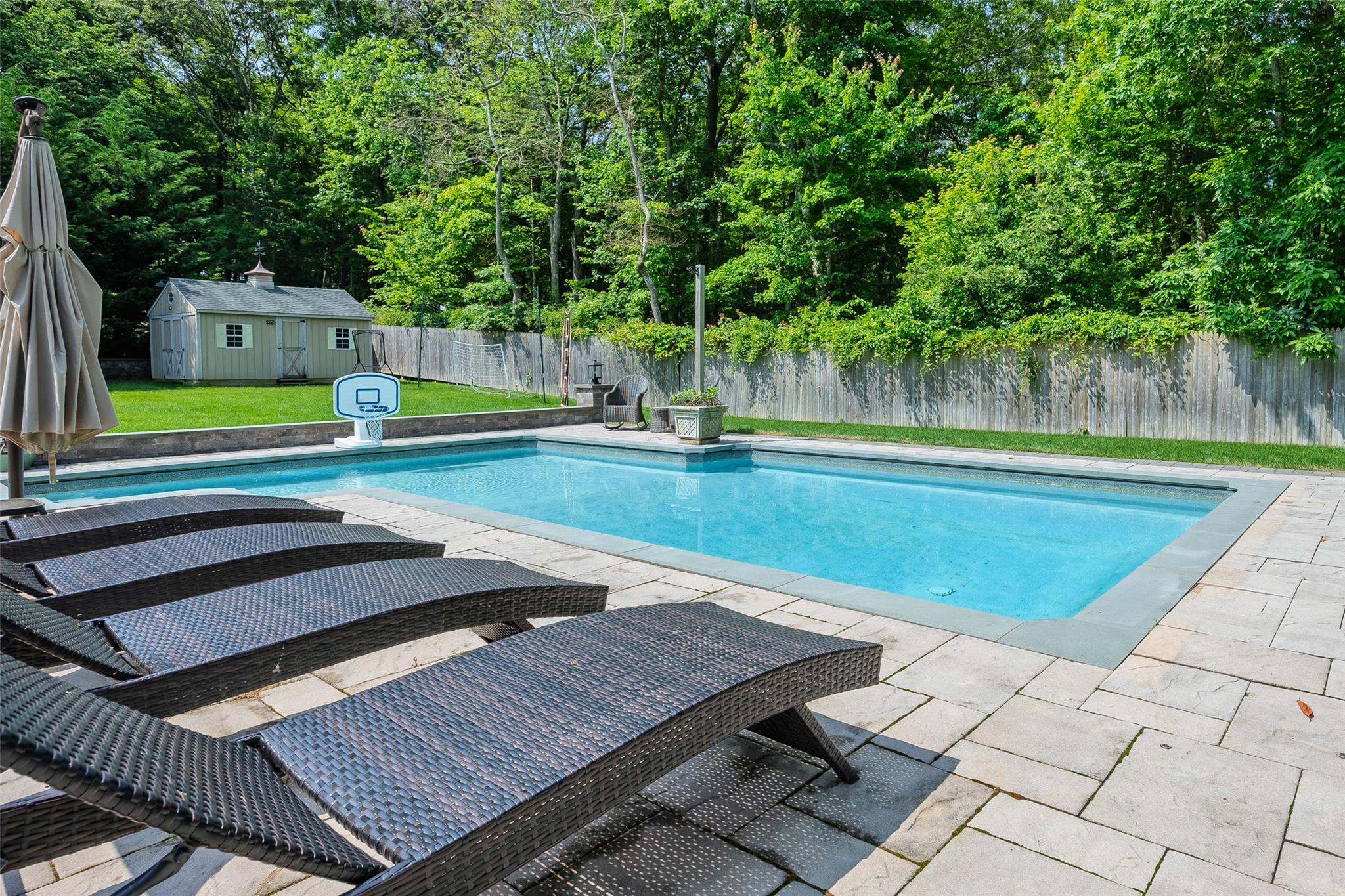 7 Long View Drive, Wading River, NY 11792