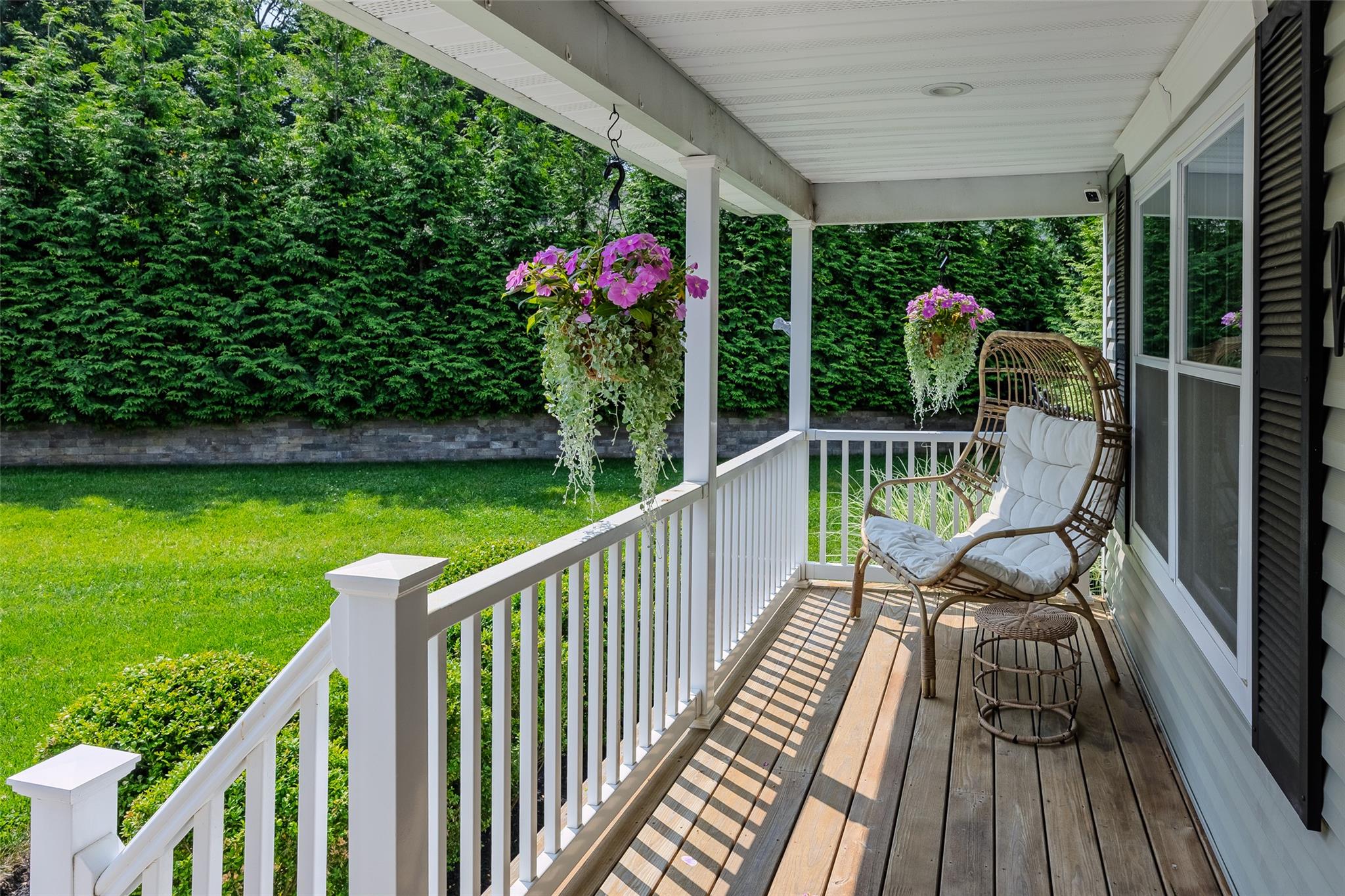 7 Long View Drive, Wading River, NY 11792