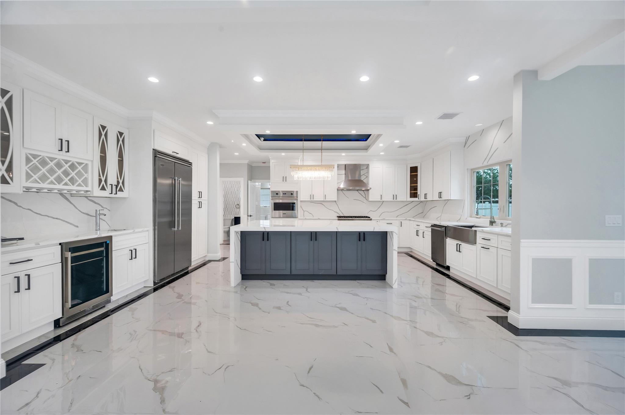 16 Violet Avenue, Hicksville, NY 11801