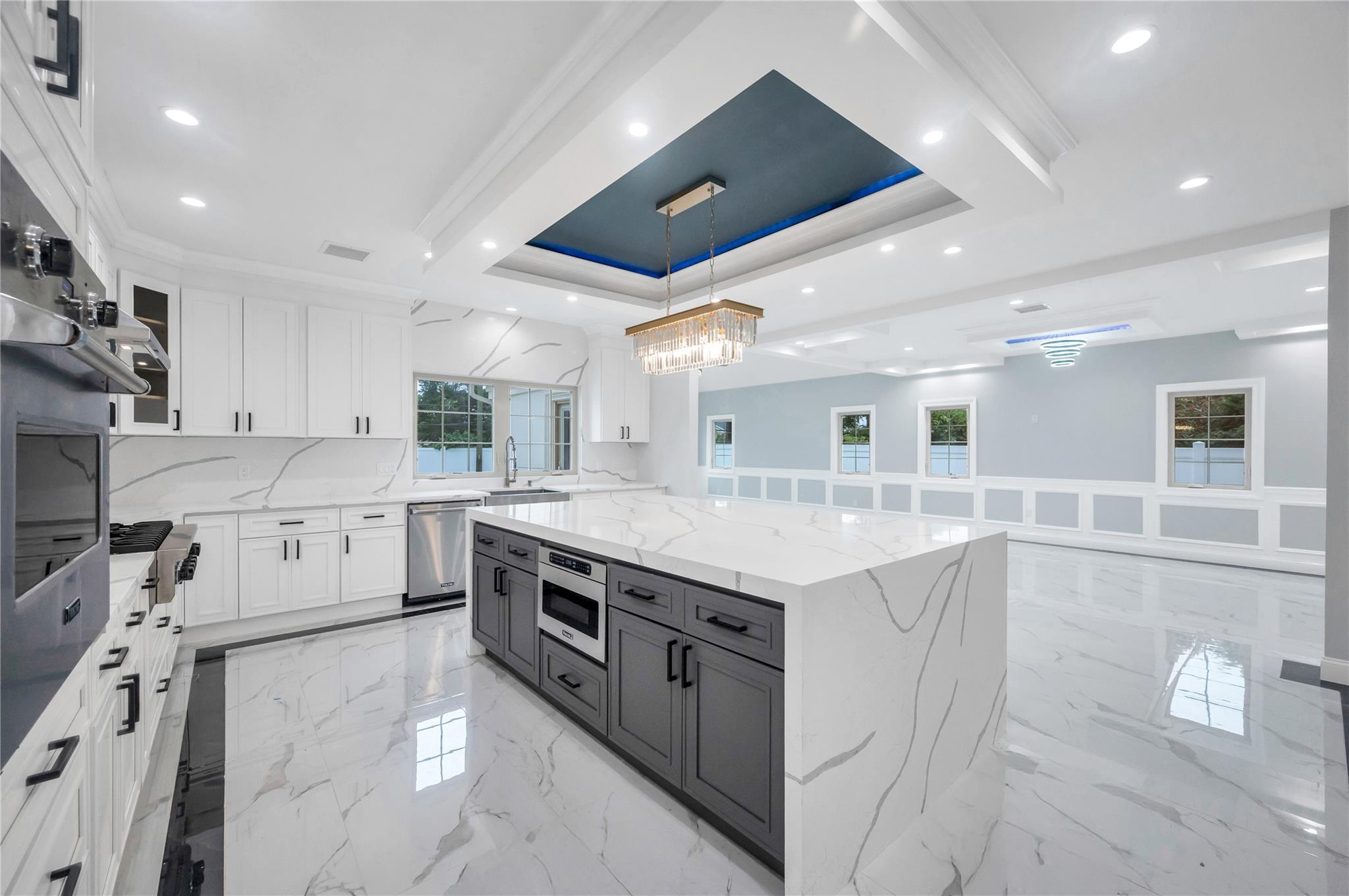 16 Violet Avenue, Hicksville, NY 11801