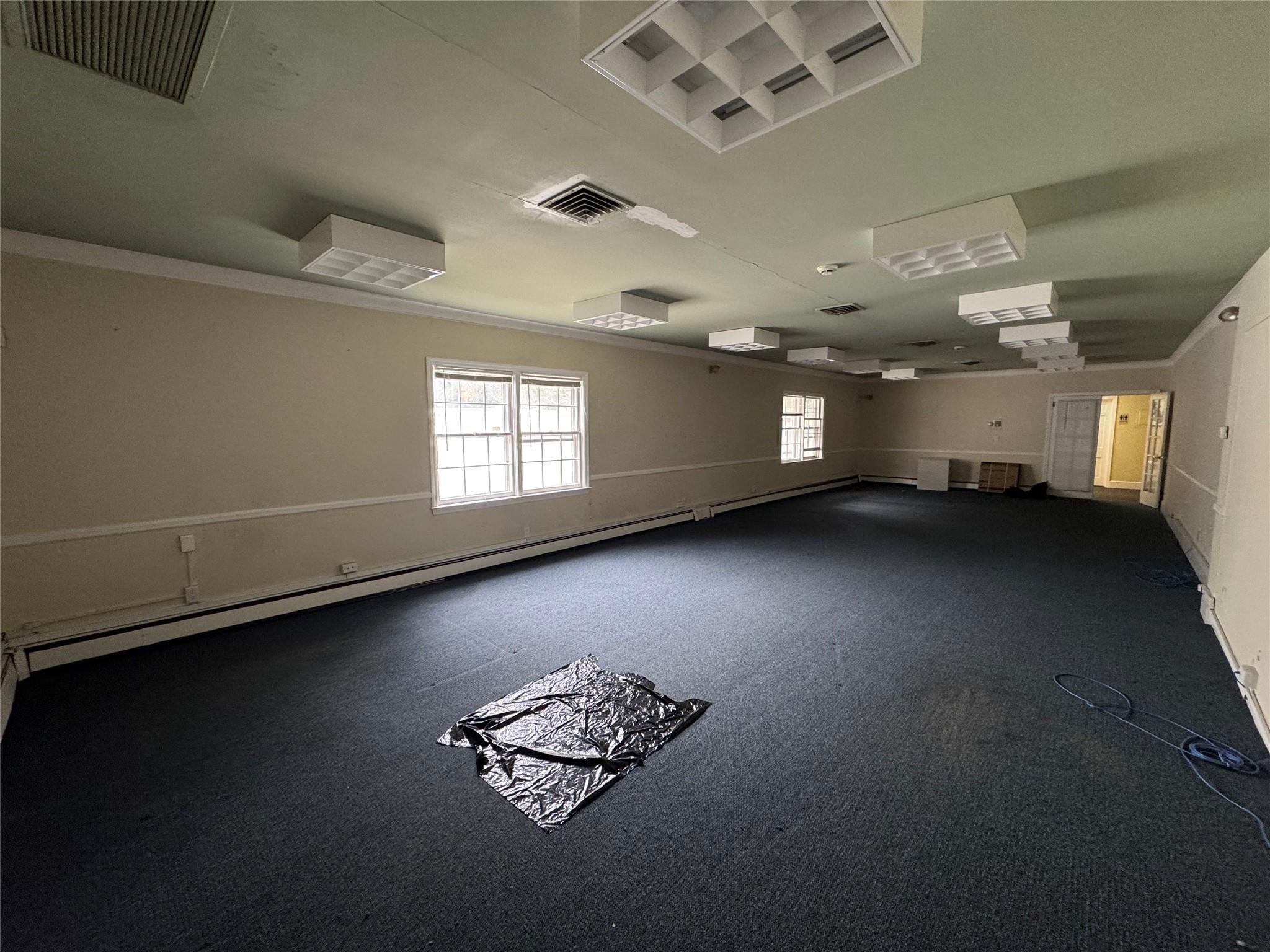 293 Castle Avenue # 1C, Westbury, NY 11590