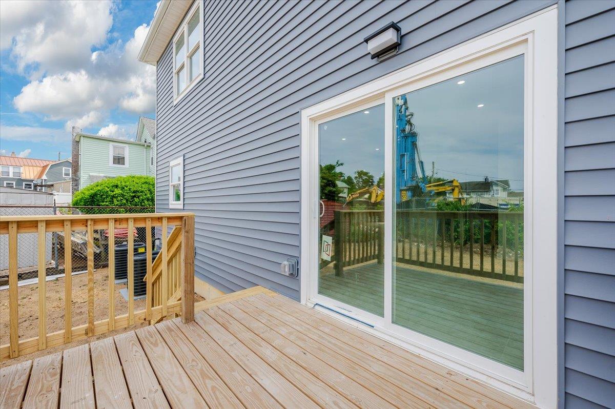 344 Bayview Avenue, Inwood, NY 11096