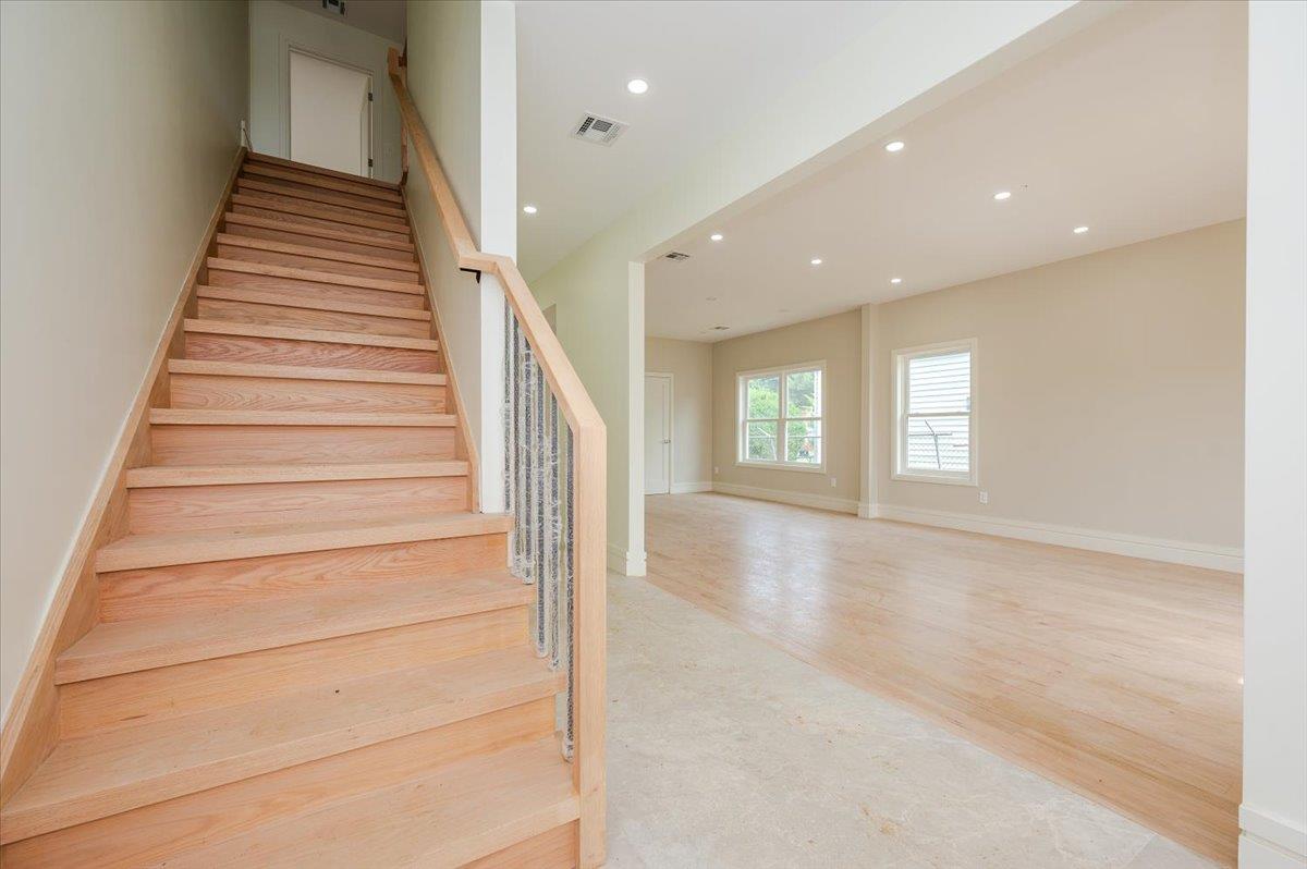 344 Bayview Avenue, Inwood, NY 11096