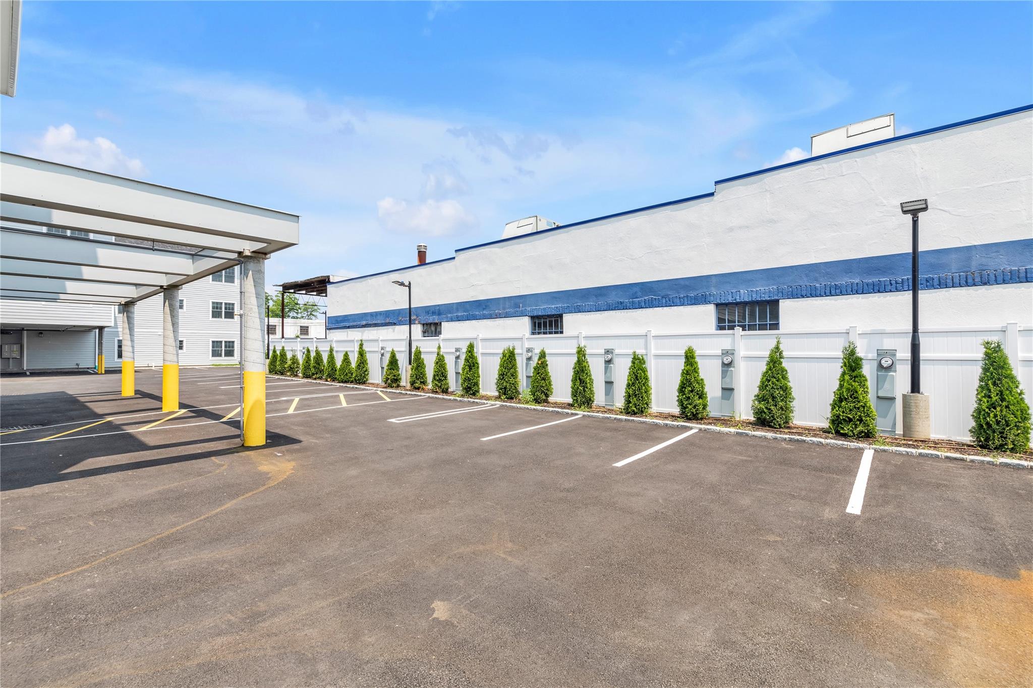22 Sagamore Hill Drive # 1A, Port Washington North, NY 11050