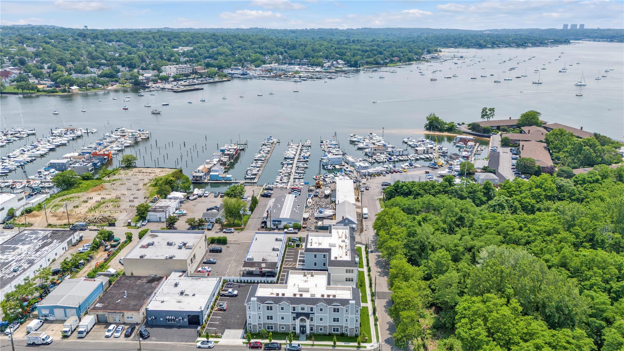 22 Sagamore Hill Drive # 1A, Port Washington North, NY 11050
