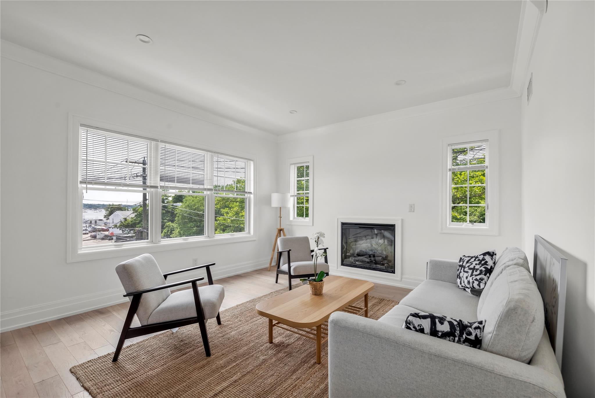 22 Sagamore Hill Drive # 1A, Port Washington North, NY 11050