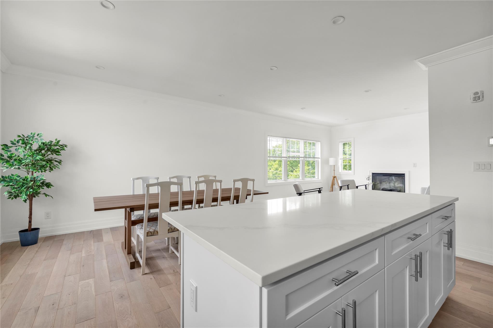 22 Sagamore Hill Drive # 1A, Port Washington North, NY 11050