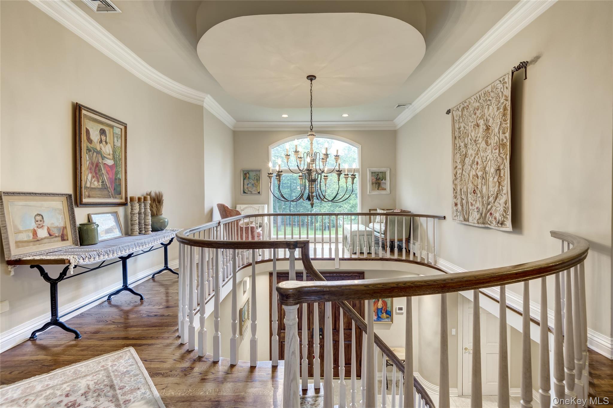 527 Split Rock Road, Syosset, NY 11791