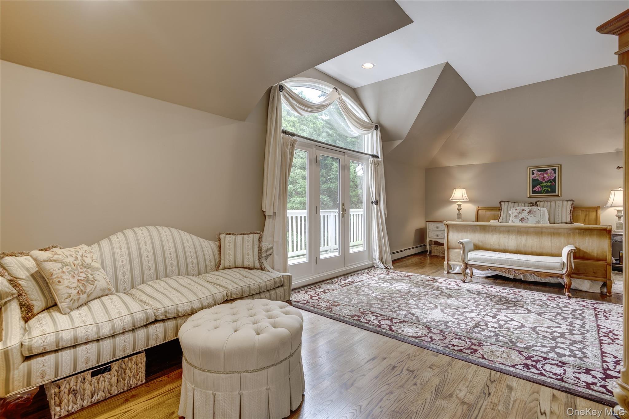 527 Split Rock Road, Syosset, NY 11791