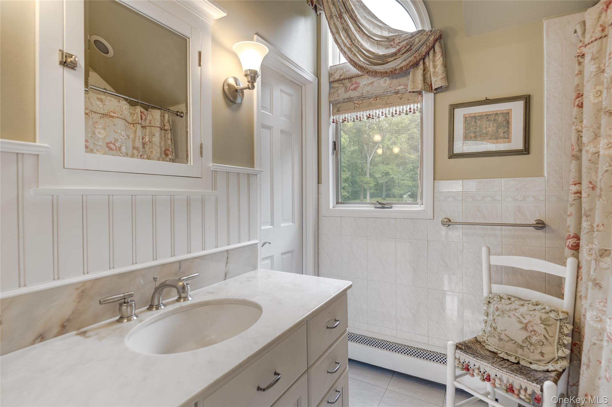 527 Split Rock Road, Syosset, NY 11791