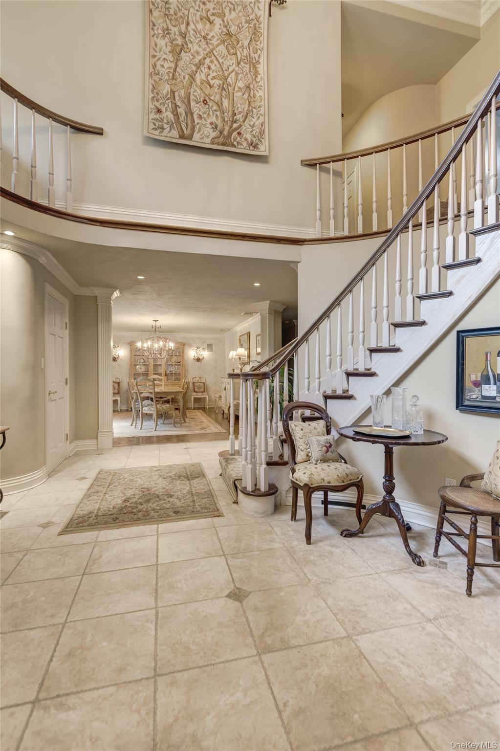 527 Split Rock Road, Syosset, NY 11791