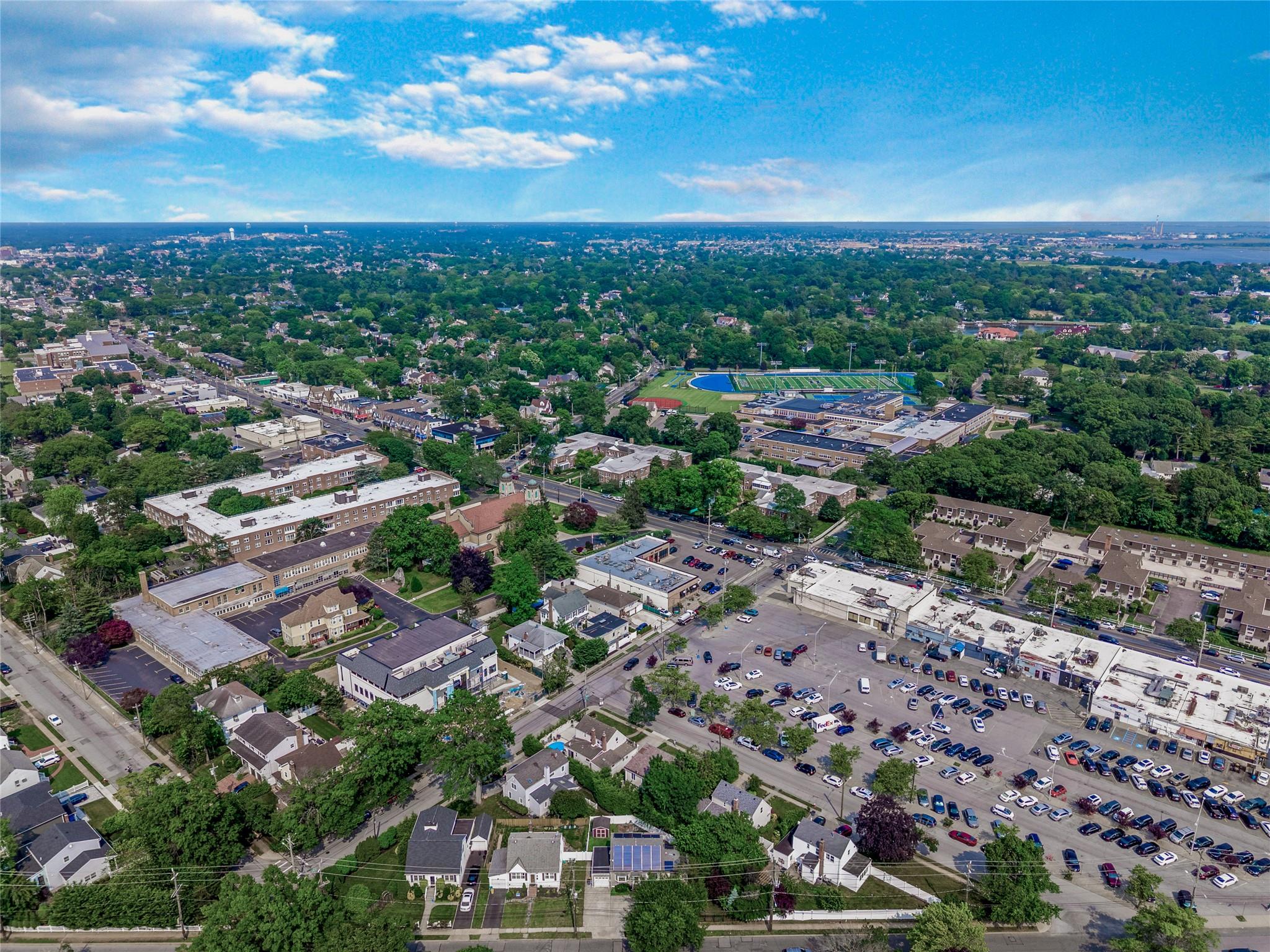 72 Harris Avenue, Hewlett, NY 11557