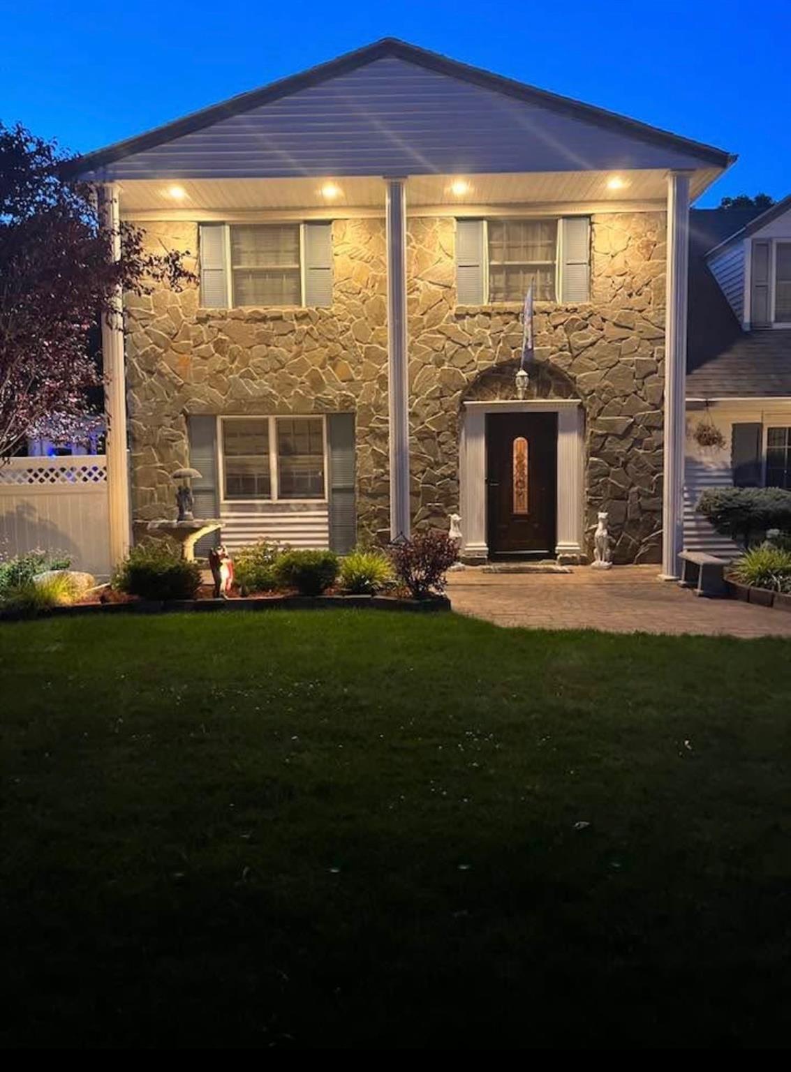 17 Wall Street, Port Jefferson Station, NY 11776