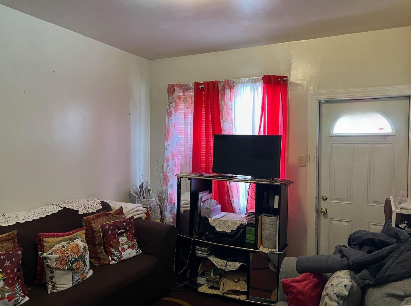 14 Matthews Place, Brooklyn, NY 11236