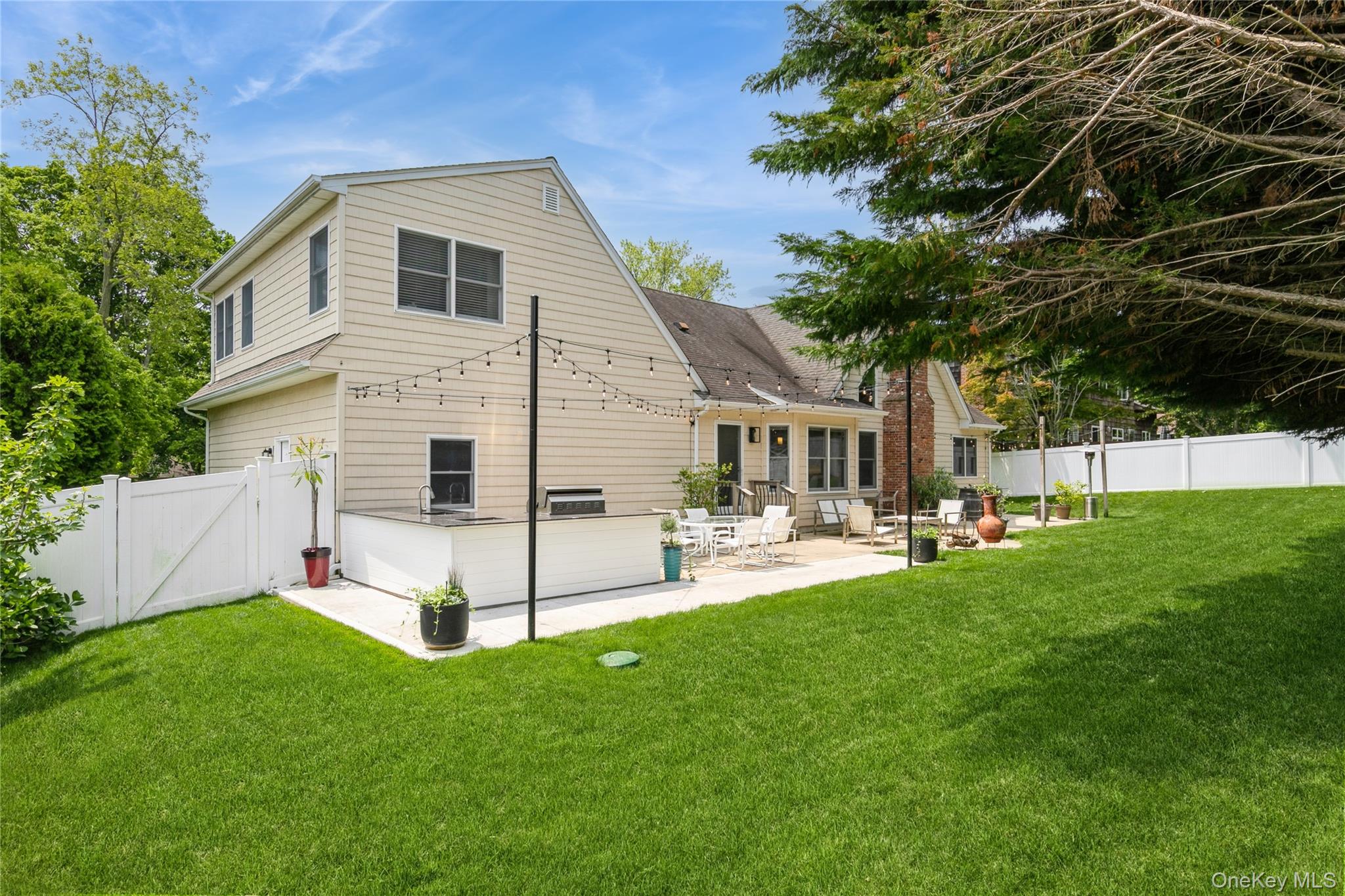 800 Ruth Road, Mattituck, NY 11952