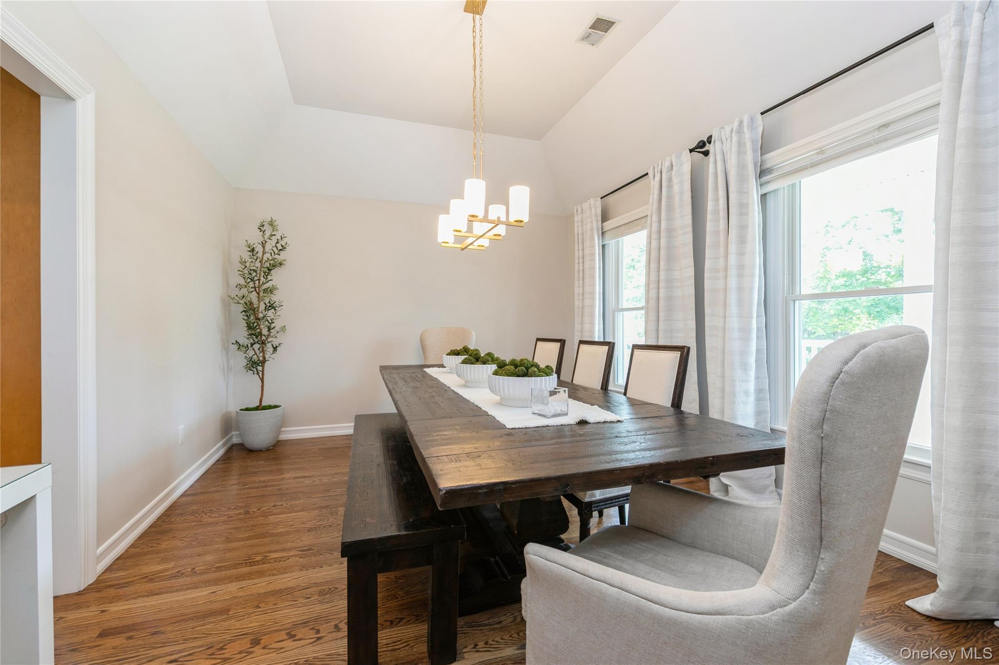 800 Ruth Road, Mattituck, NY 11952