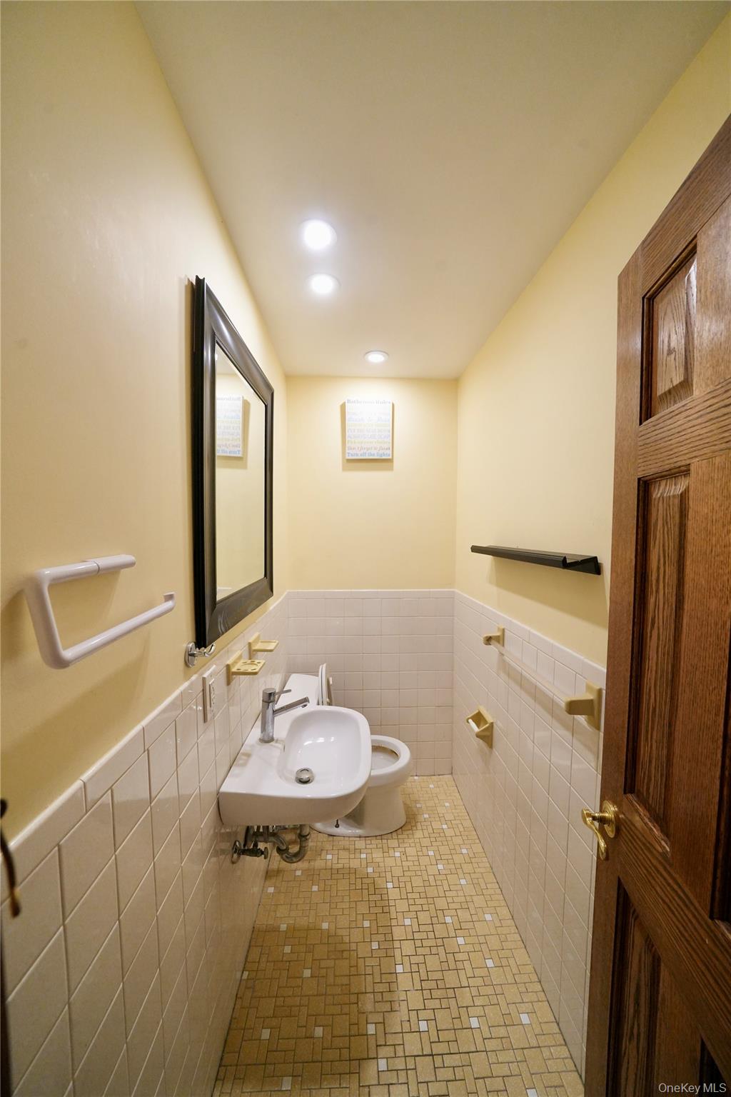 38 Buena Vista Terrace, Central Valley, NY 10917