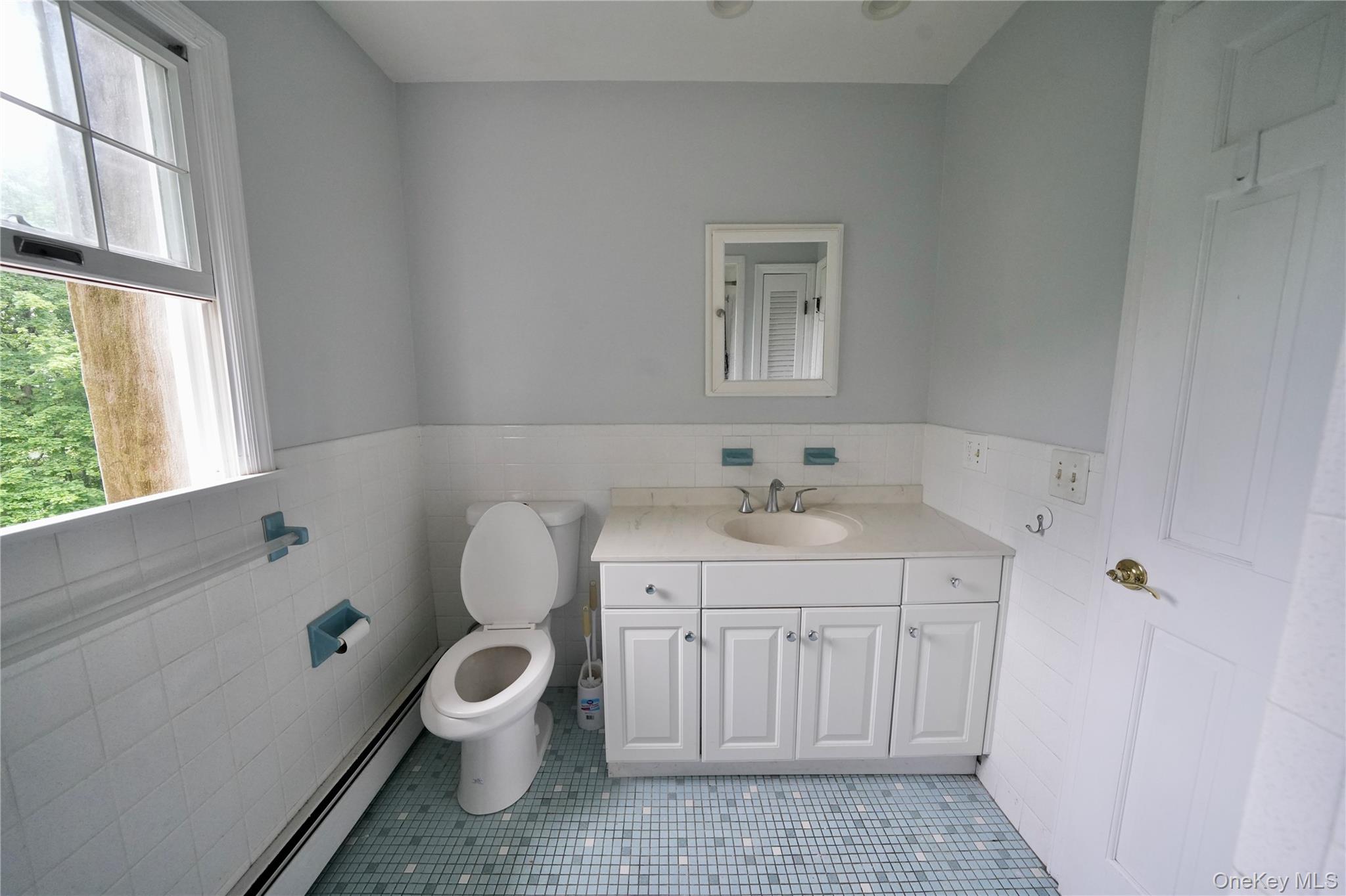 38 Buena Vista Terrace, Central Valley, NY 10917