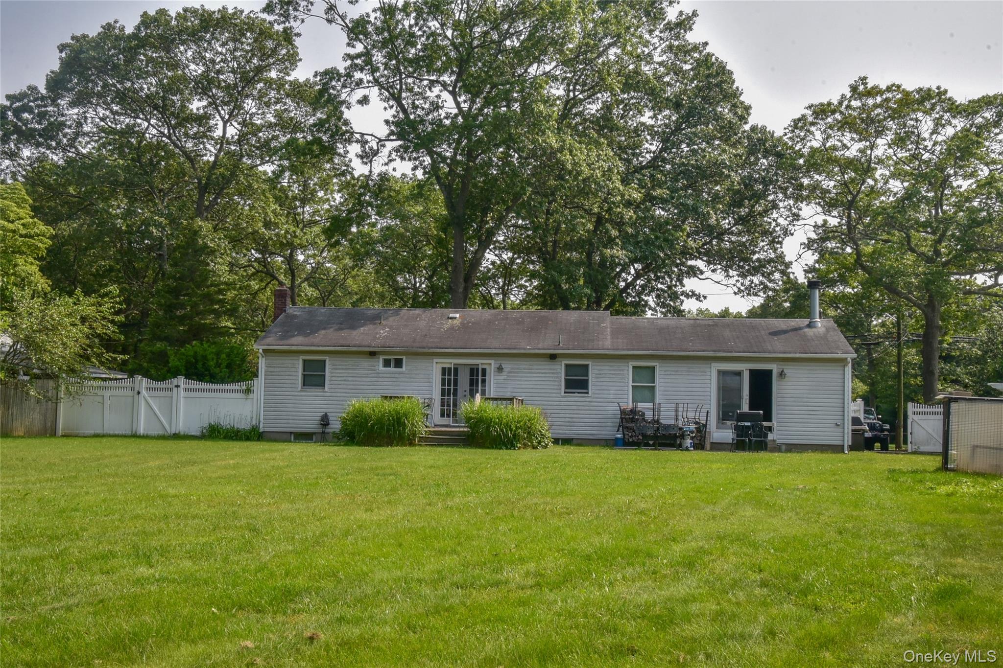 805 Canal Road, Mount Sinai, NY 11766