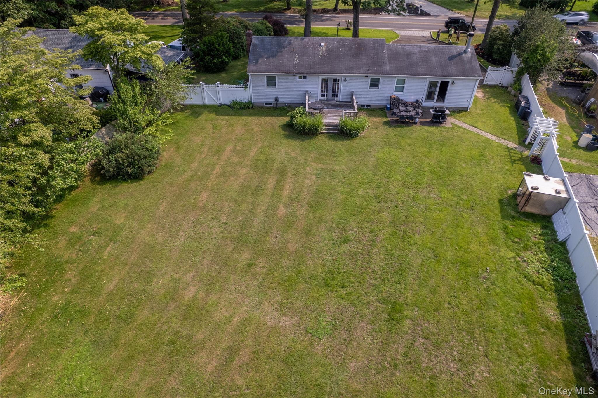 805 Canal Road, Mount Sinai, NY 11766