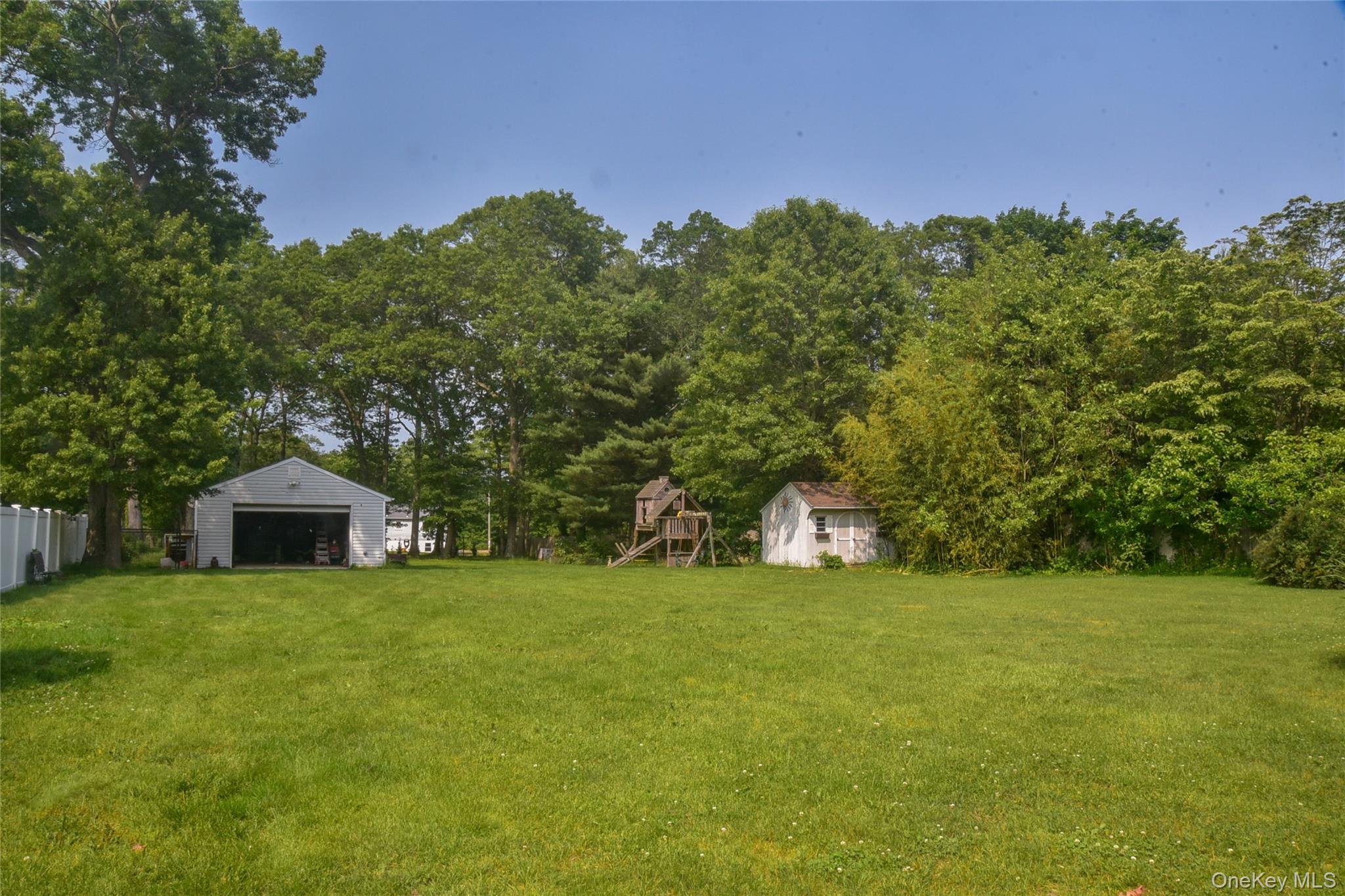 805 Canal Road, Mount Sinai, NY 11766