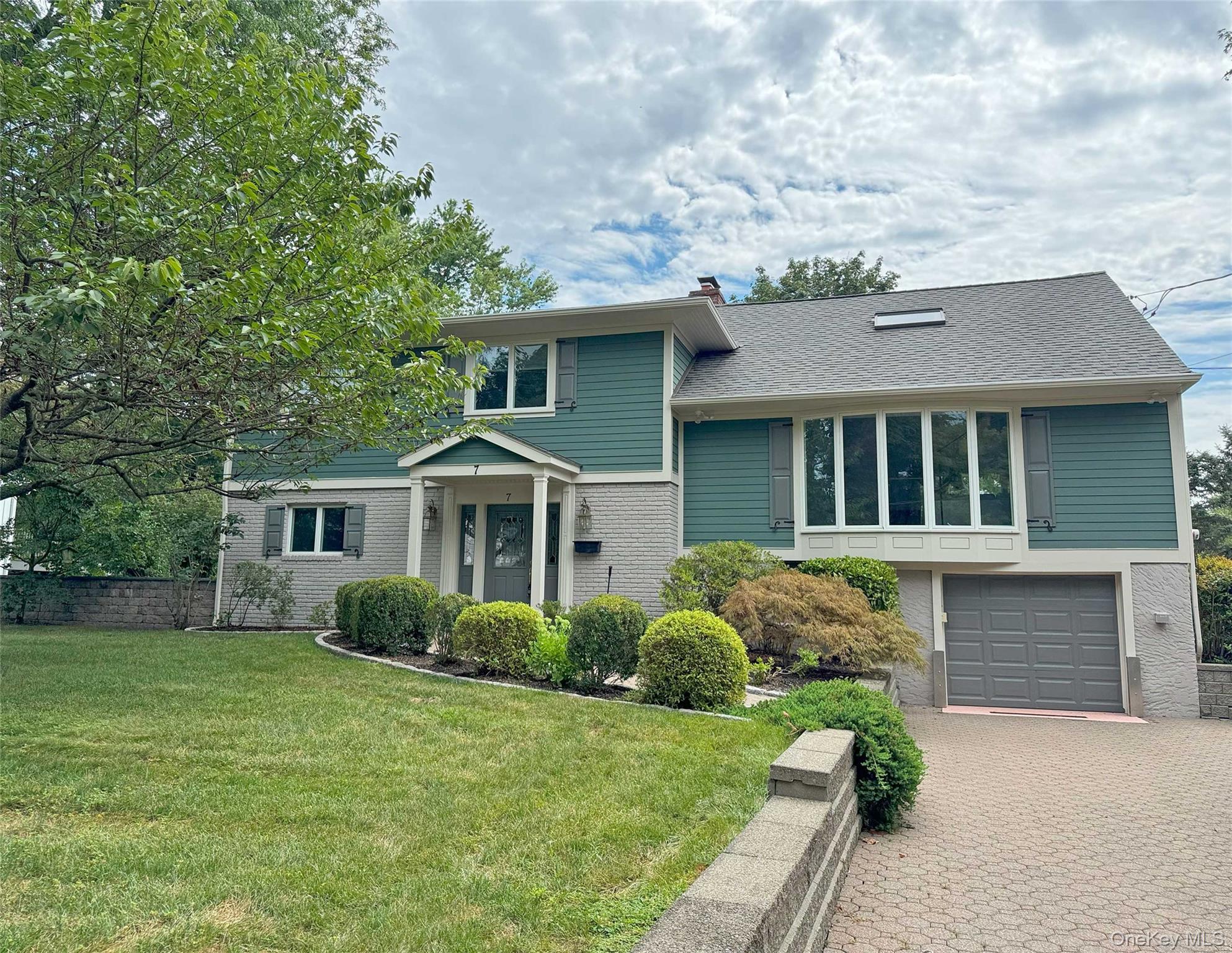 7 Country Ridge Drive, Rye Brook, NY 10573