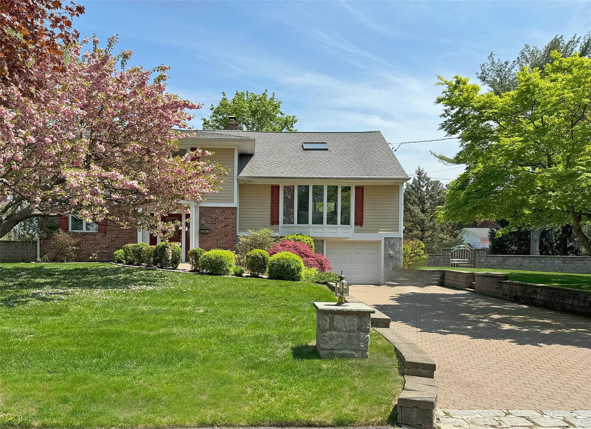 7 Country Ridge Drive, Rye Brook, NY 10573