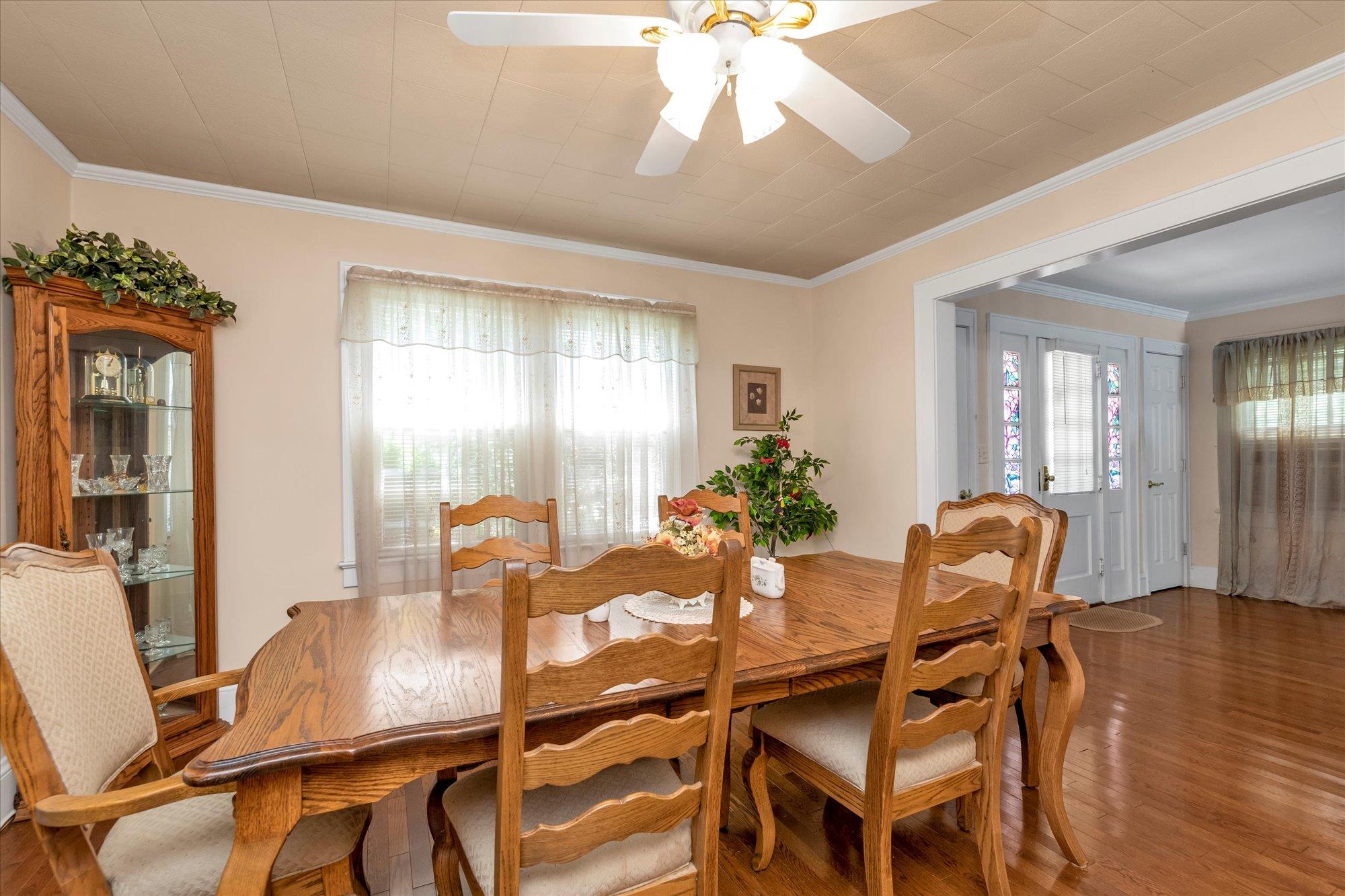 1277 Jerusalem Avenue, Merrick, NY 11566