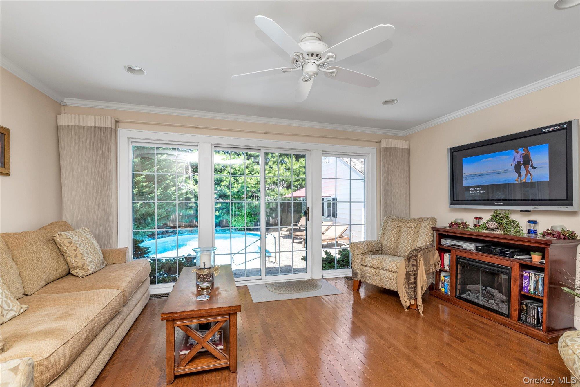 1277 Jerusalem Avenue, Merrick, NY 11566