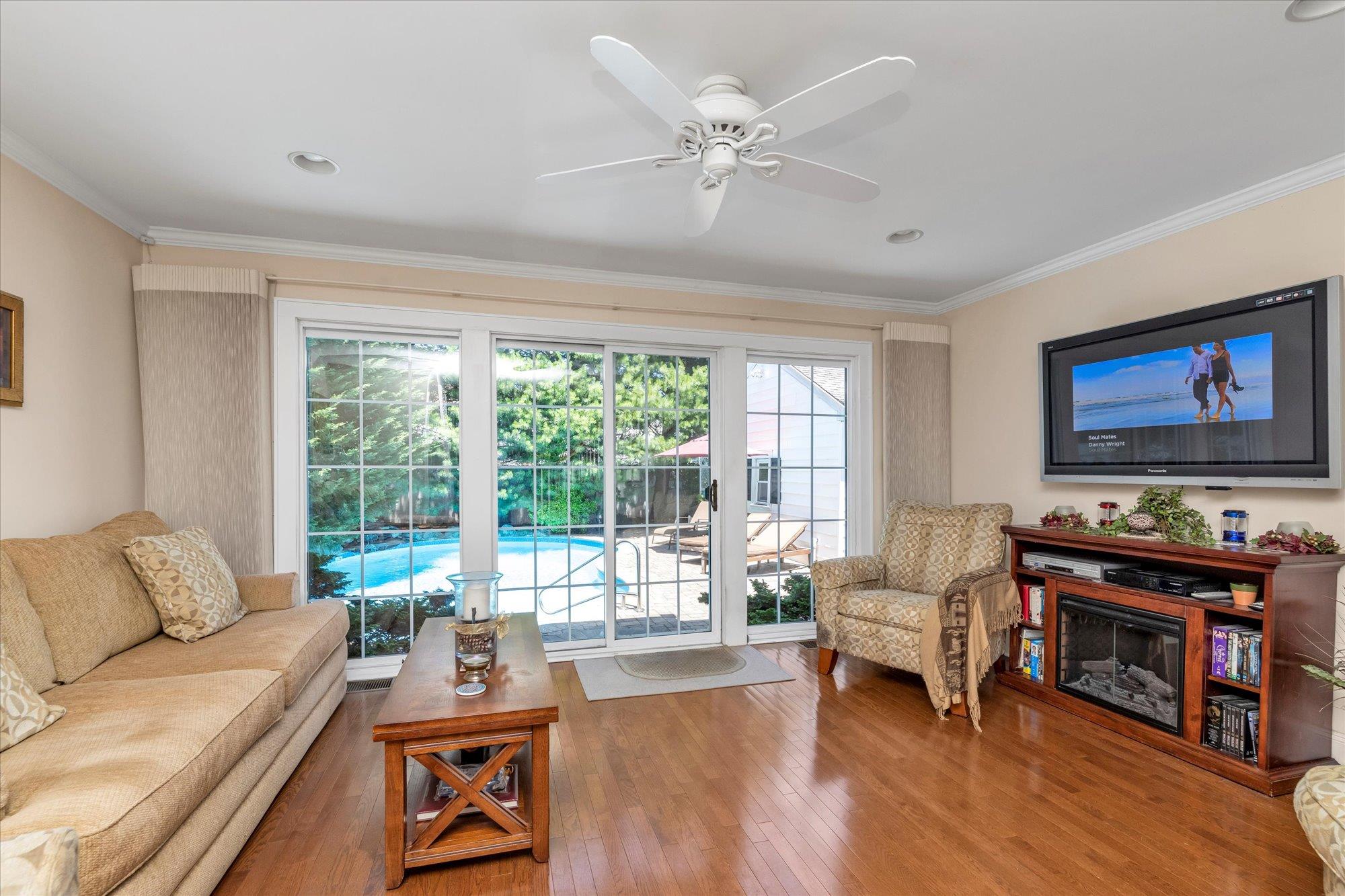 1277 Jerusalem Avenue, Merrick, NY 11566