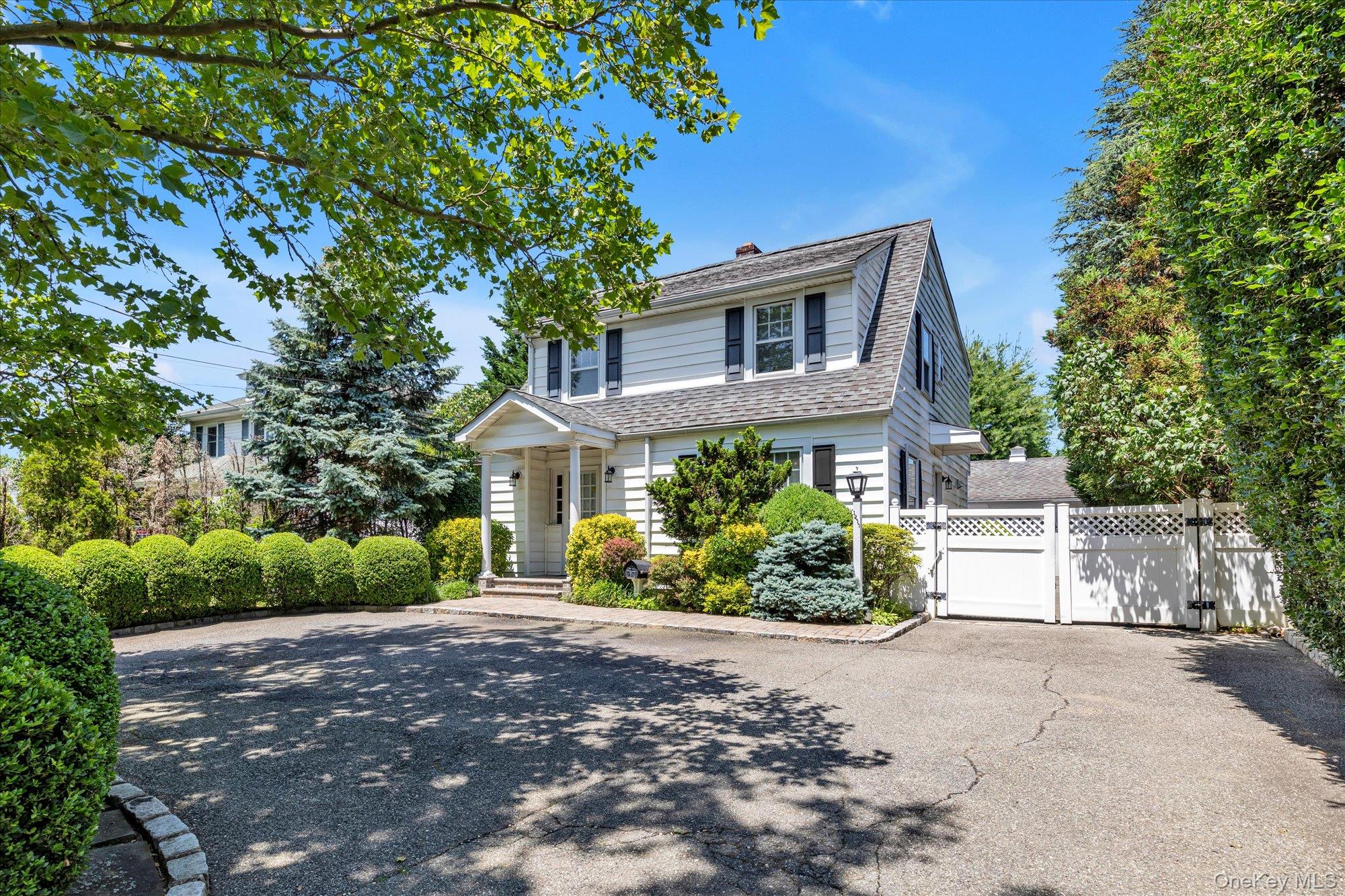 1277 Jerusalem Avenue, Merrick, NY 11566