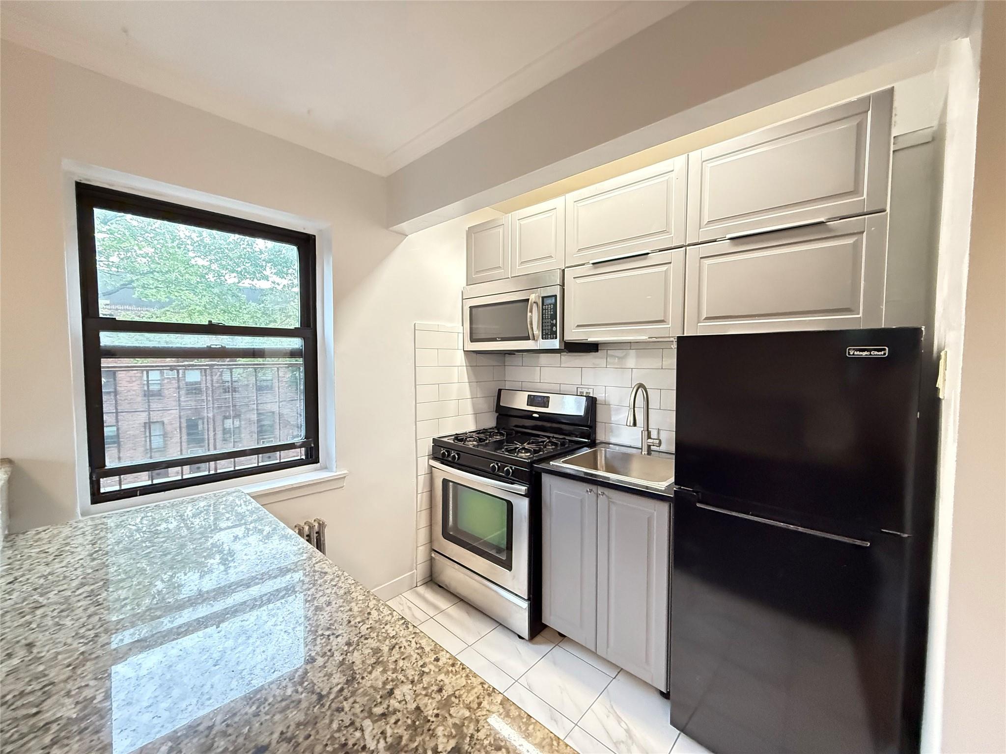 216-05 48th Avenue # 3A, Bayside, NY 11361