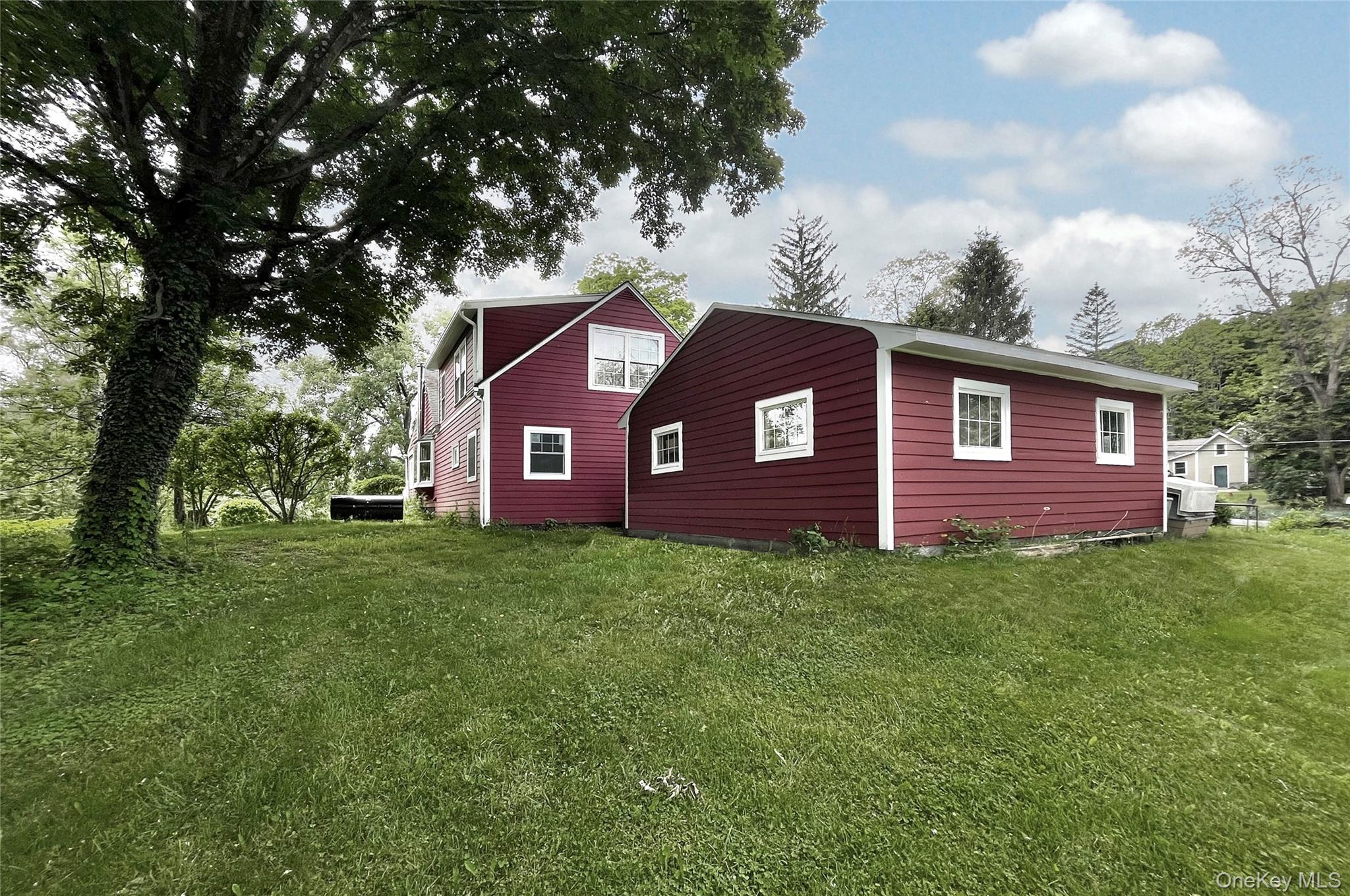 28 Gobblers Knob Road, Pawling, NY 12564