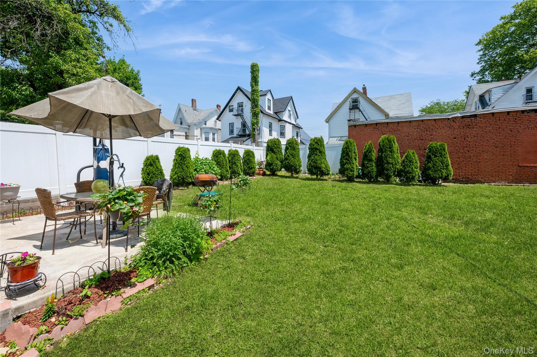 149 S 10th Avenue, Mount Vernon, NY 10550