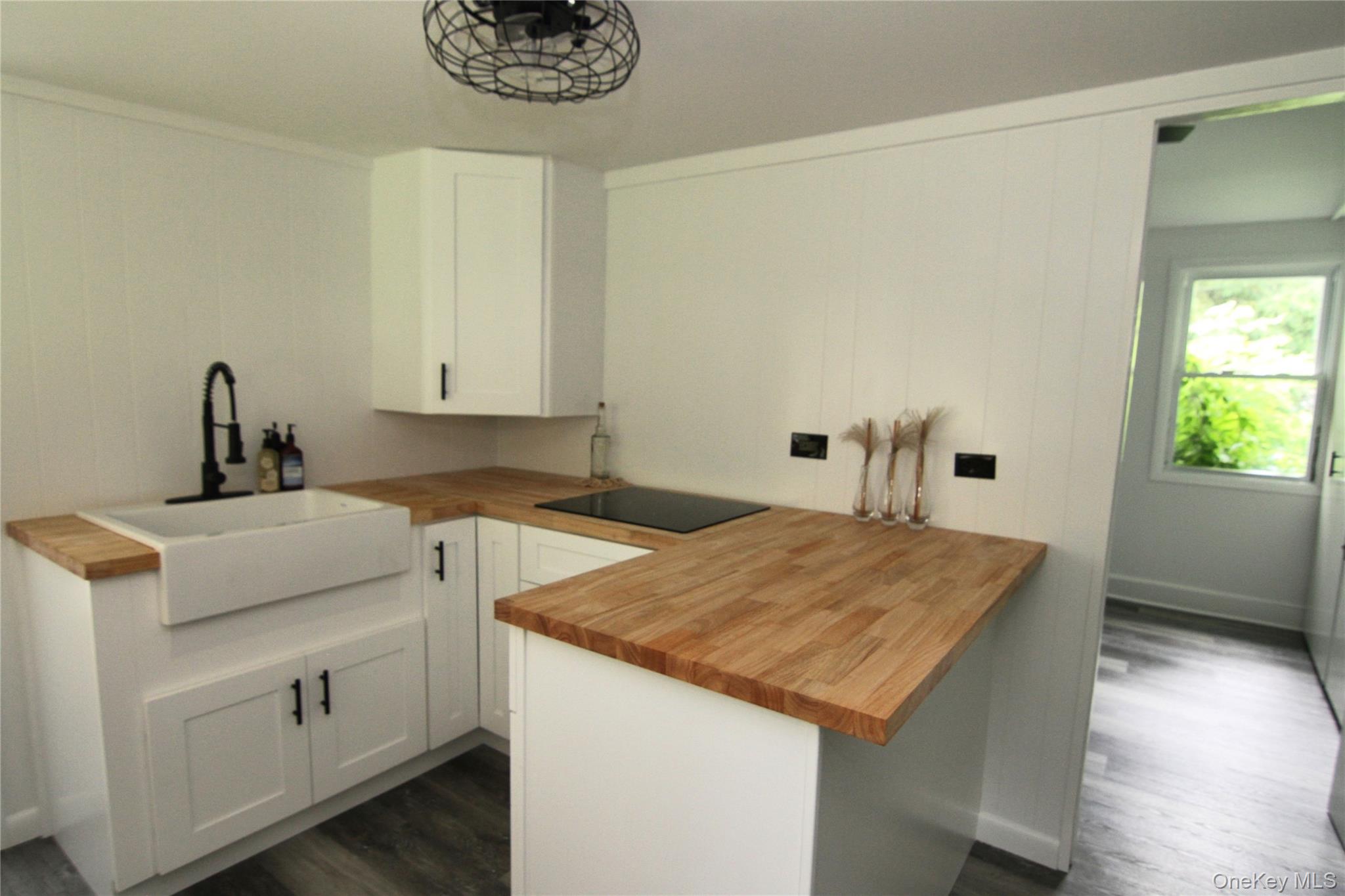 191 SYLVAN LAKE Road # 1, Hopewell Junction, NY 12533