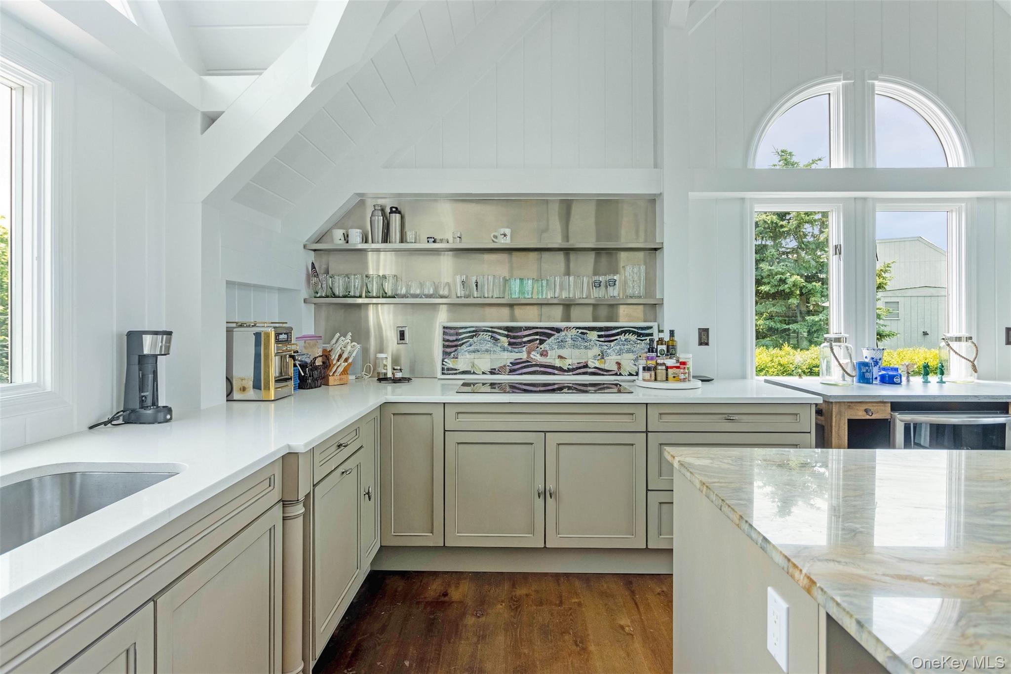 2700 Sound Drive, Greenport, NY 11944