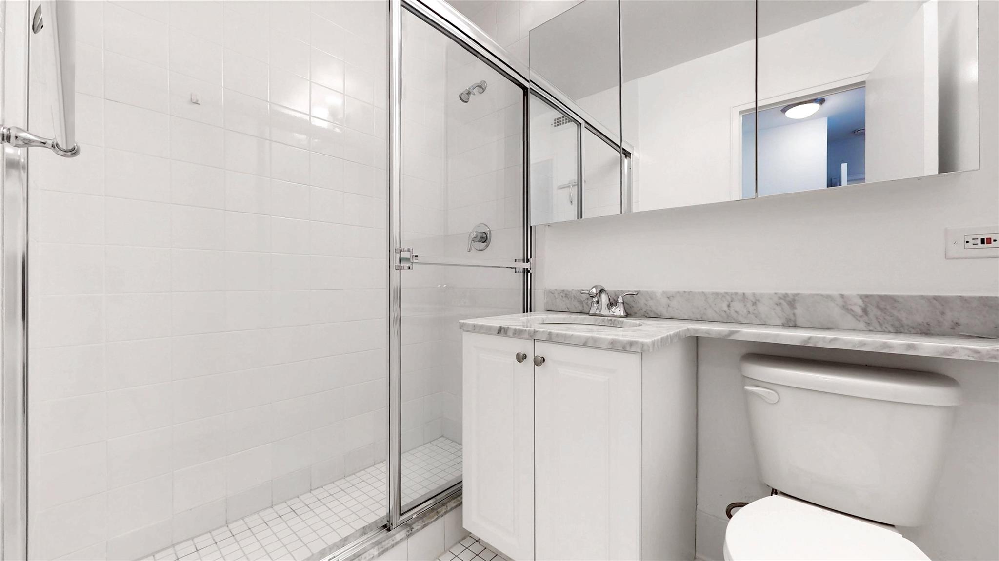 2500 Johnson Avenue # 4L, Bronx, NY 10463