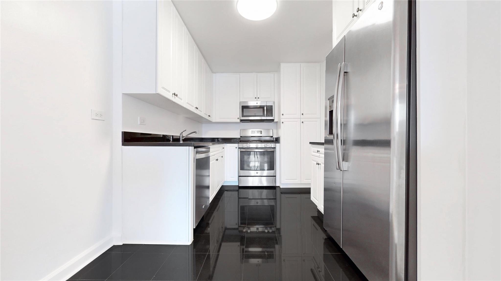 2500 Johnson Avenue # 4L, Bronx, NY 10463