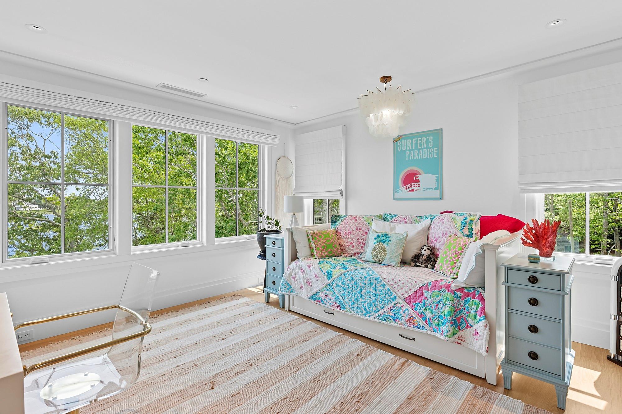 801 Montauk Highway, Westhampton Beach, NY 11978