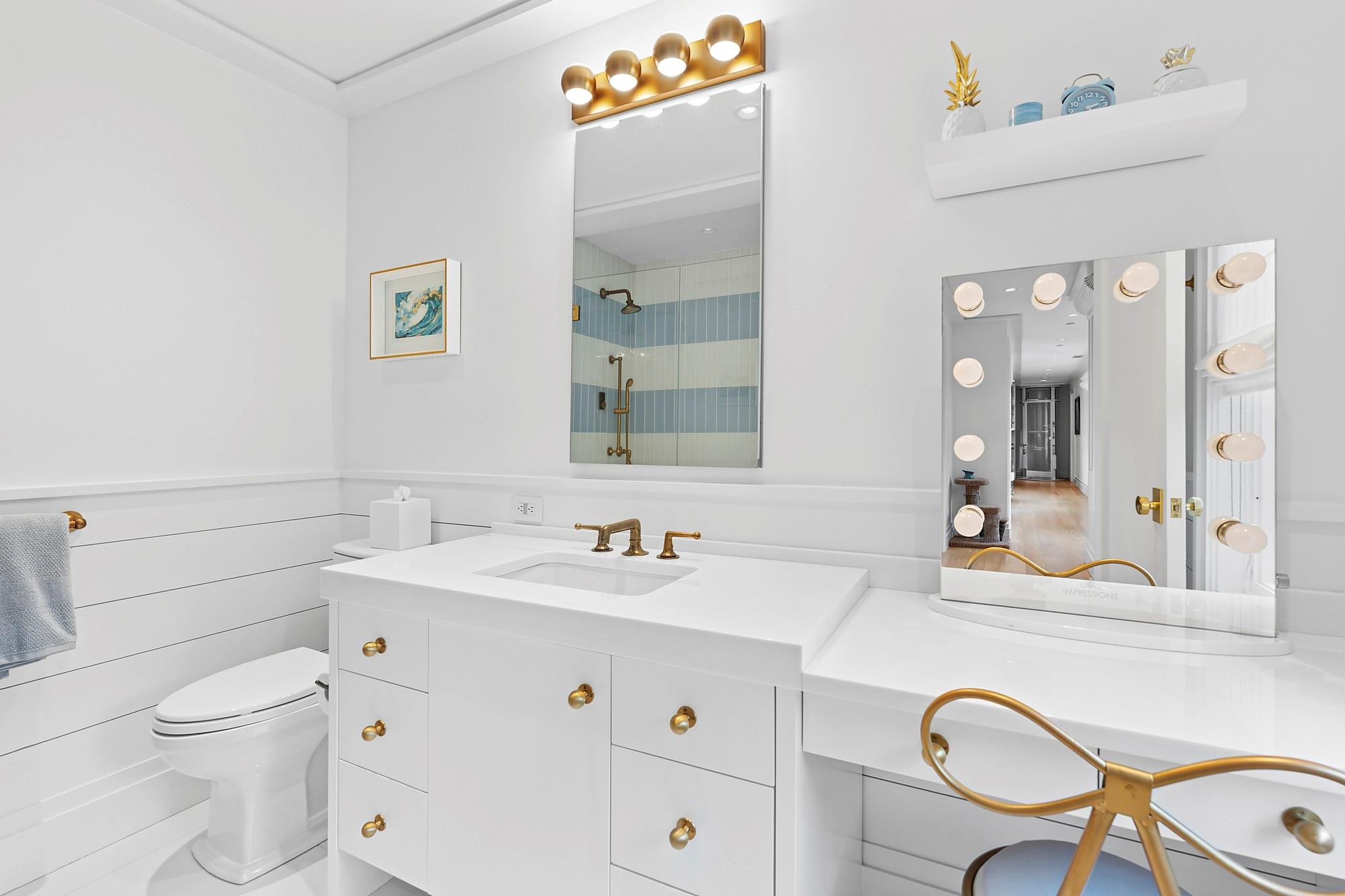 801 Montauk Highway, Westhampton Beach, NY 11978