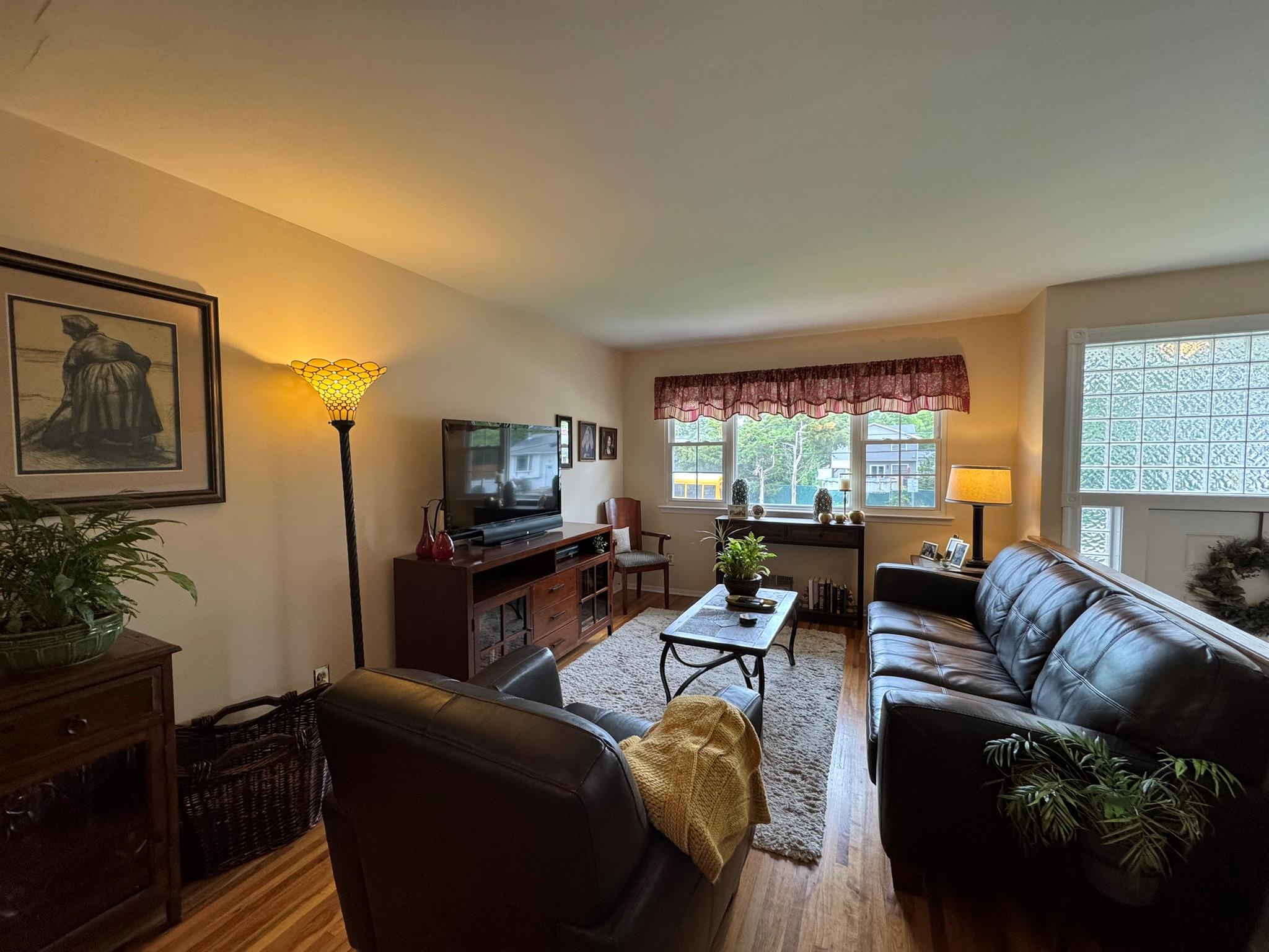 20 Bayberry Road, Ronkonkoma, NY 11779