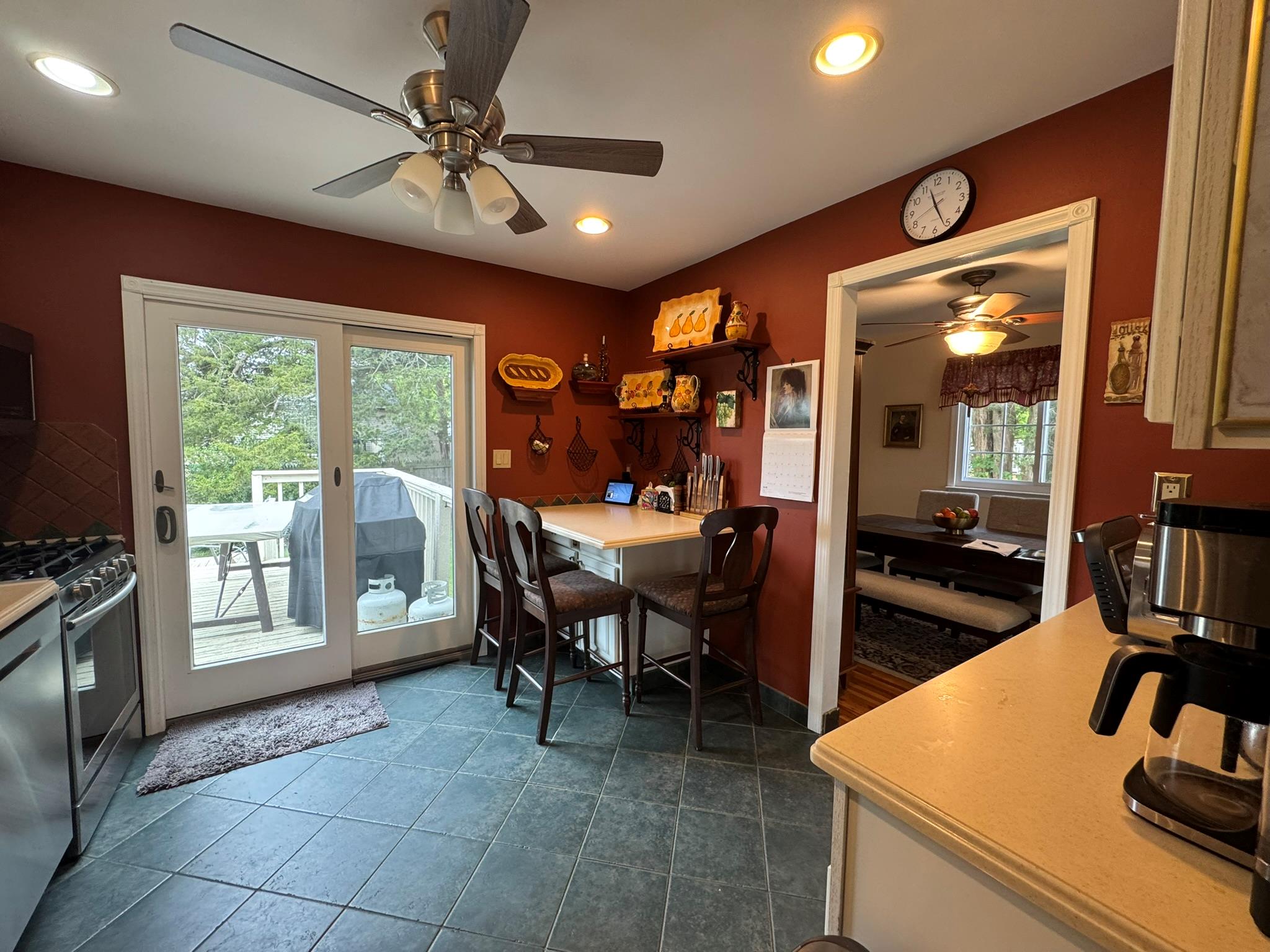 20 Bayberry Road, Ronkonkoma, NY 11779