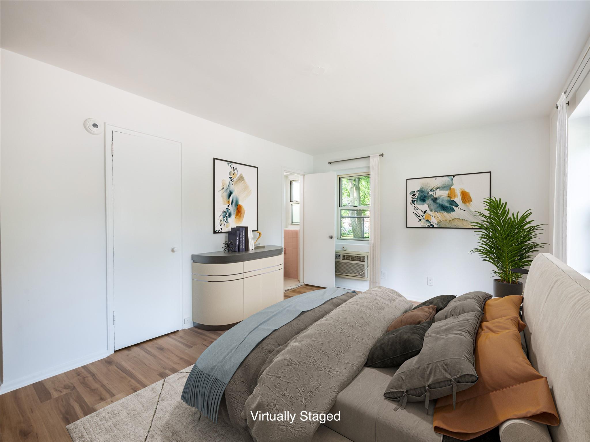 20 Hillpark # 1G, Great Neck, NY 11021