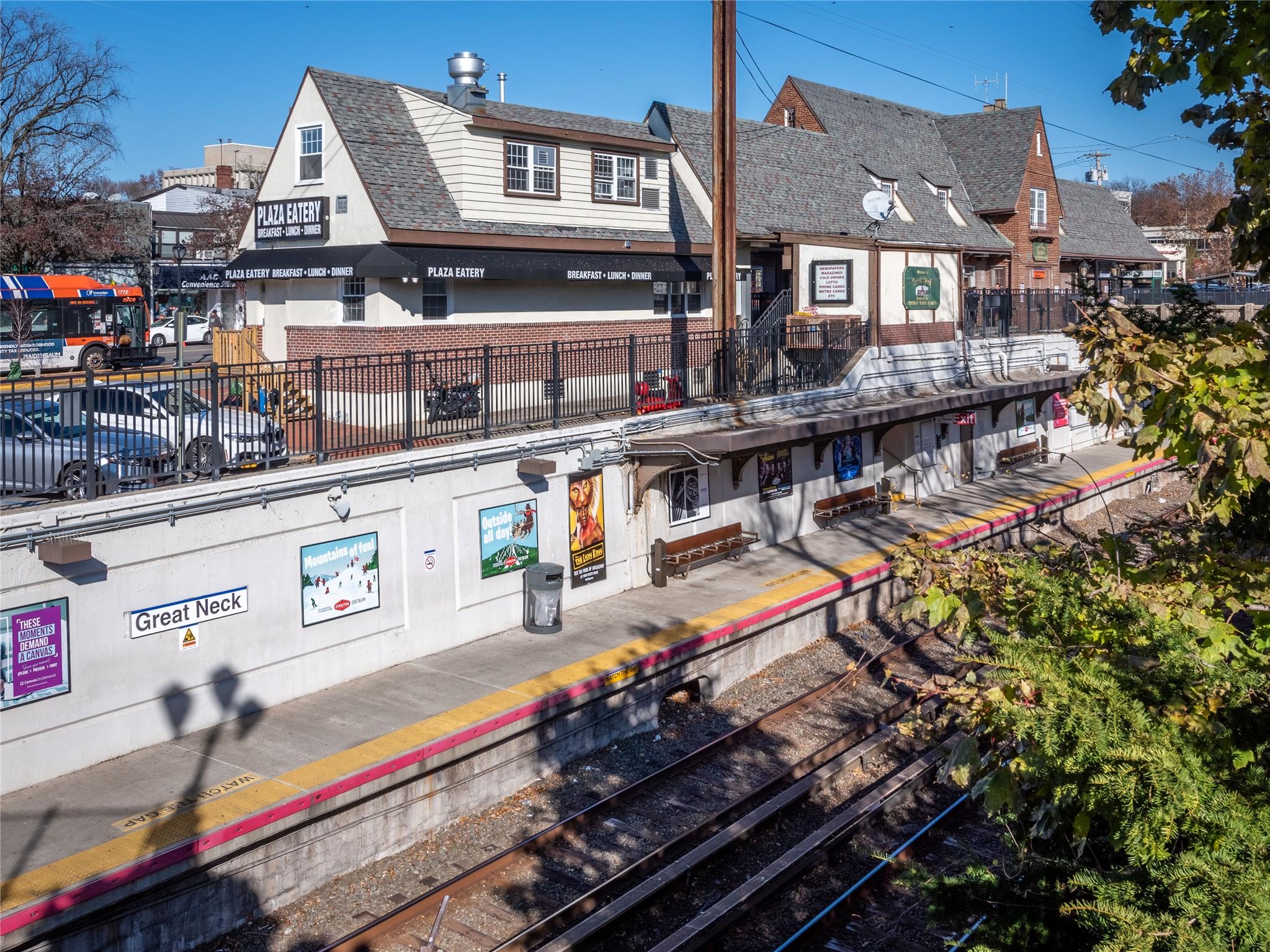 20 Hillpark # 1G, Great Neck, NY 11021