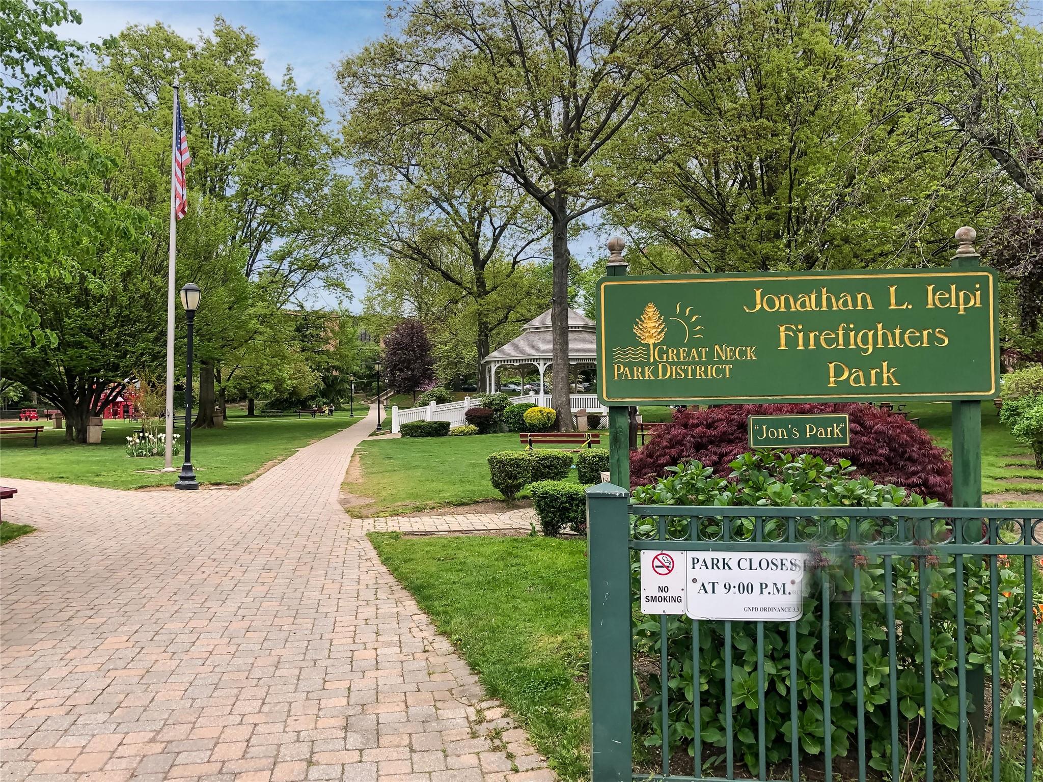 20 Hillpark # 1G, Great Neck, NY 11021