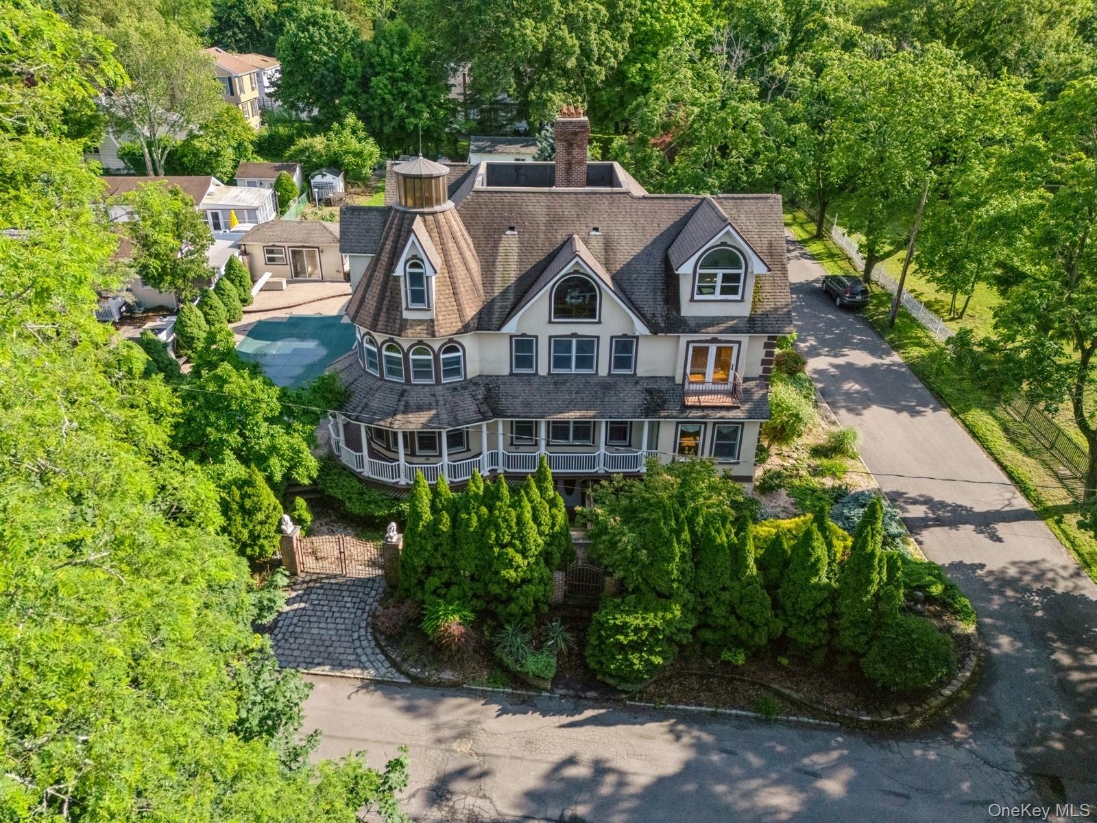 80 Soundview Drive, Rocky Point, NY 11778